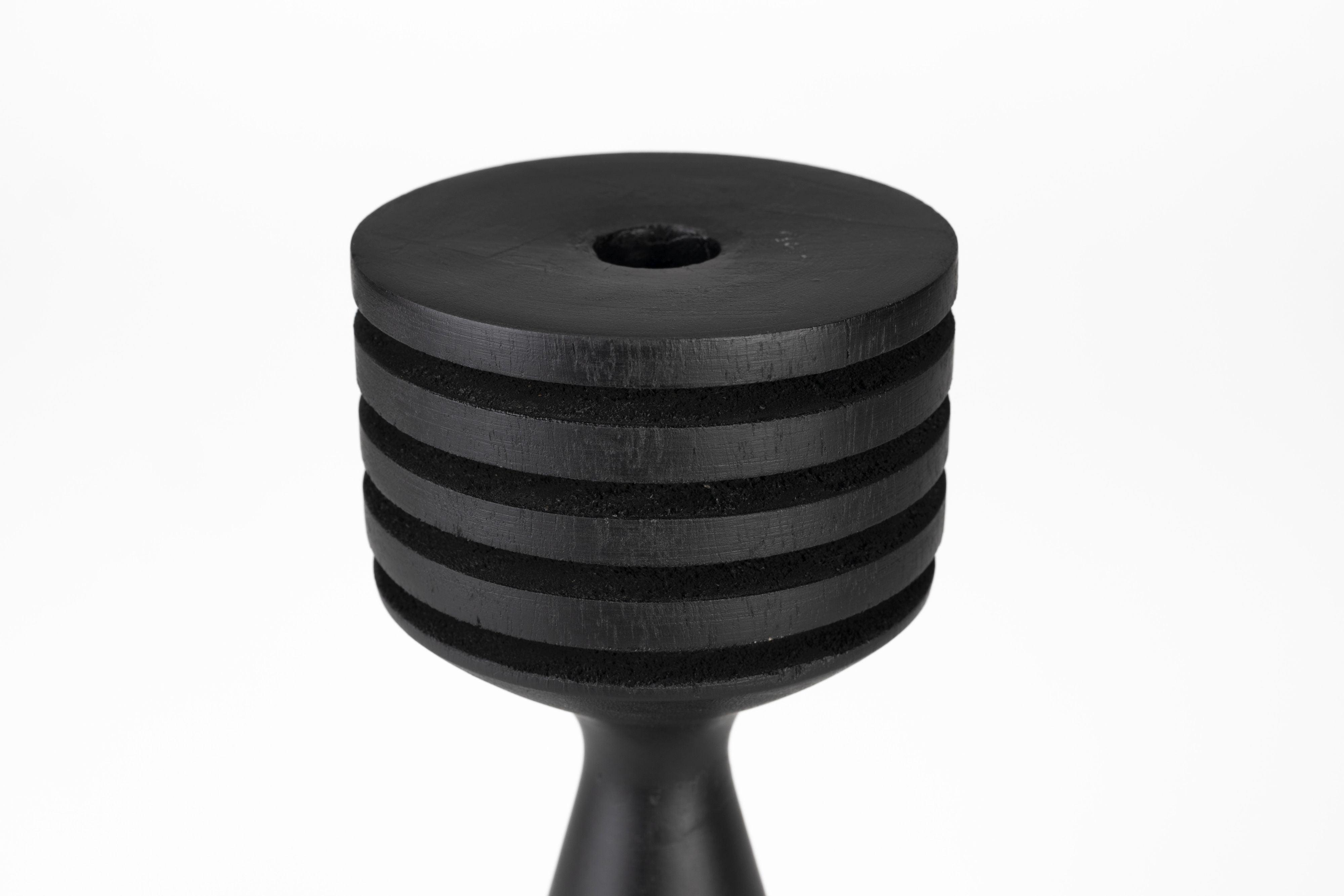 Świecznik HOOVER czarne drewno mango Zuiver Eye on Design