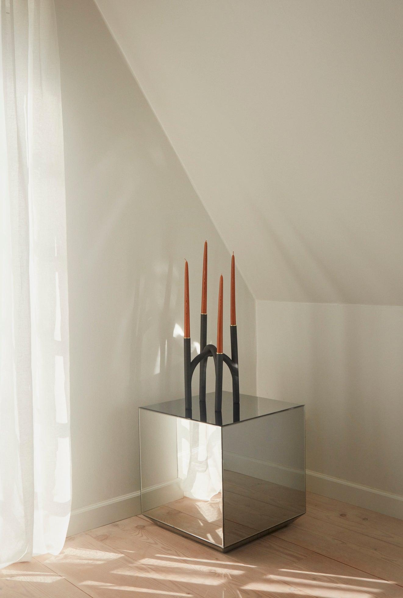 Świecznik stołowy ANGUI czarny AYTM Eye on Design