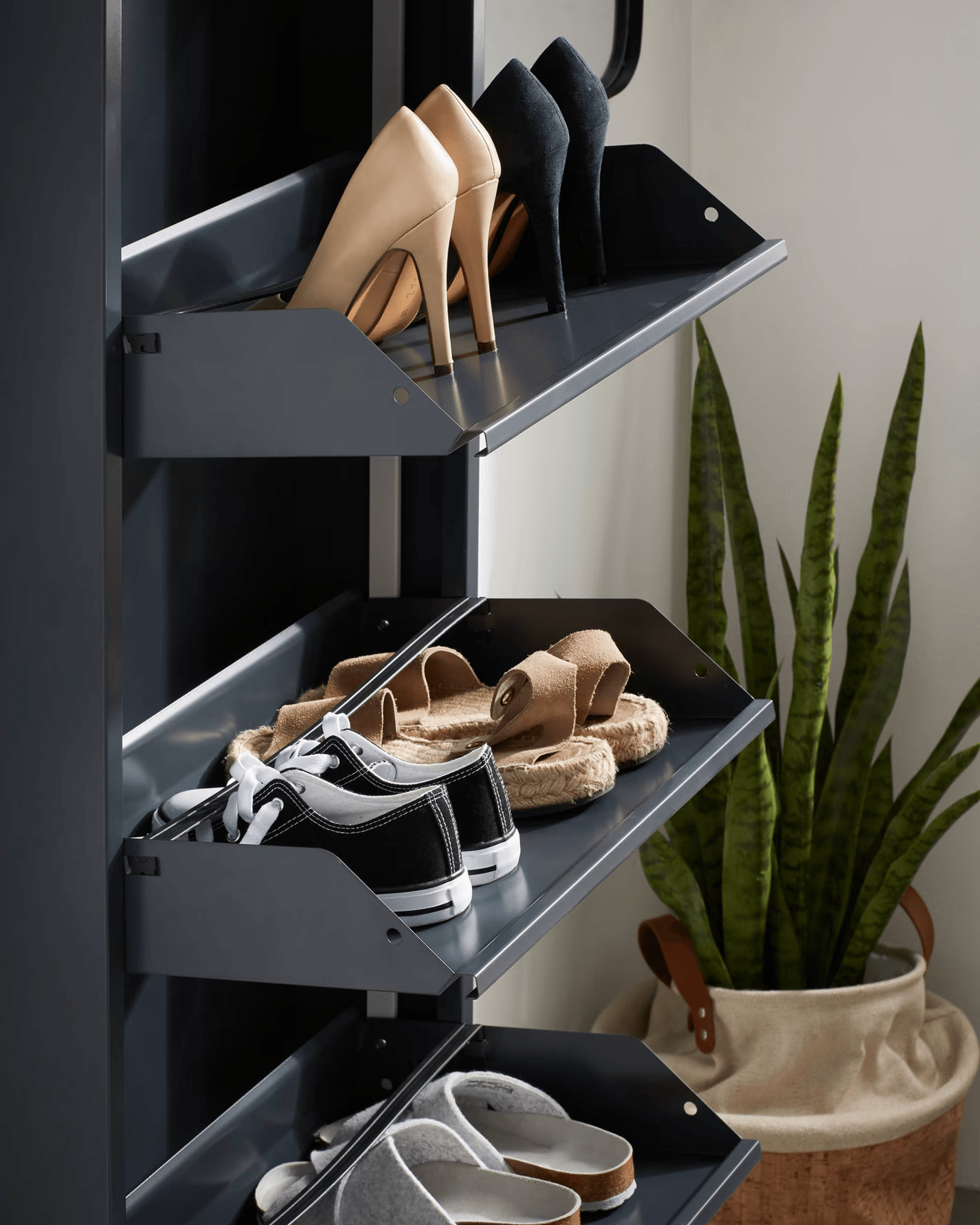 Szafka na buty ODE czarny La Forma Eye on Design