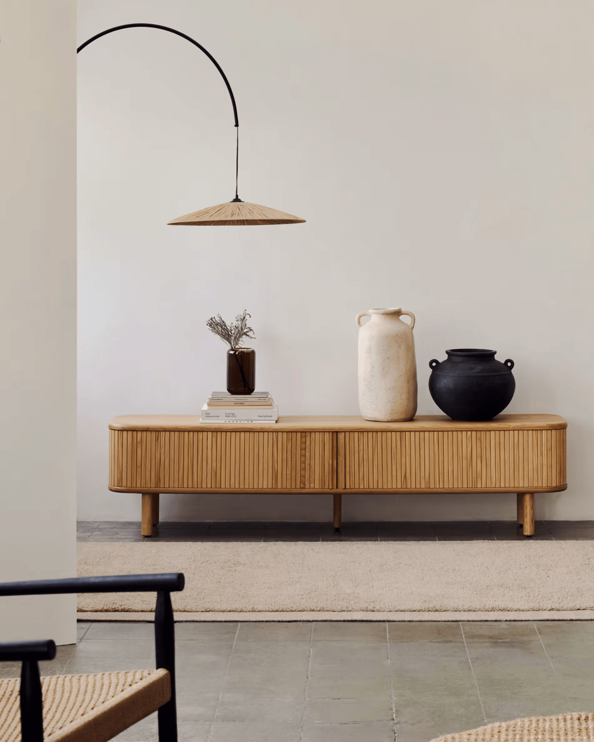 Szafka RTV MAILEN okleina jesionowa La Forma Eye on Design