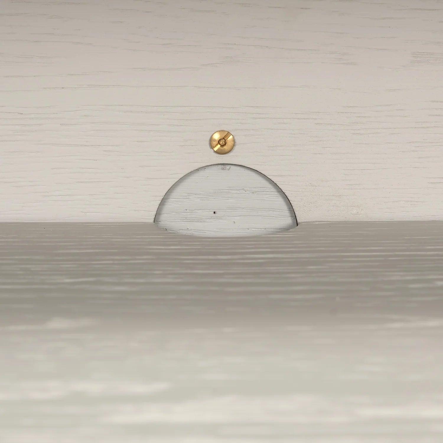 Szafka RTV WHITEBONE mosiężny Richmond Interiors Eye on Design