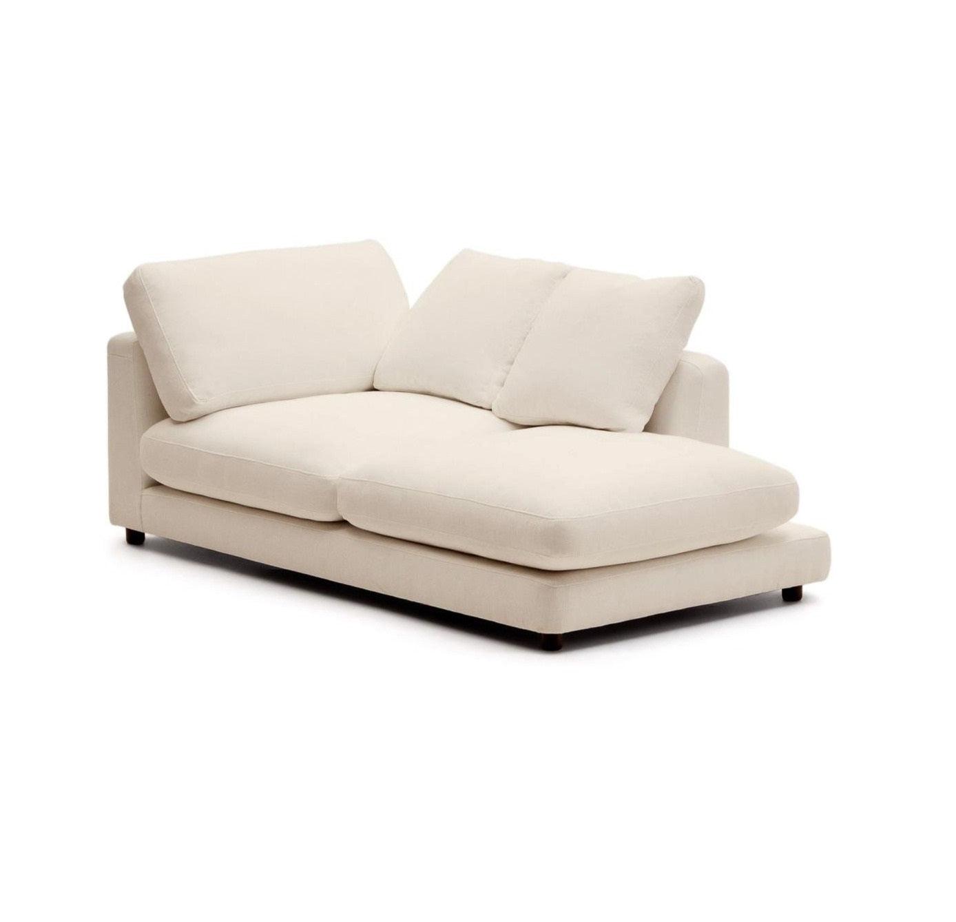 Szezlong GALA jasnobeżowy La Forma Eye on Design