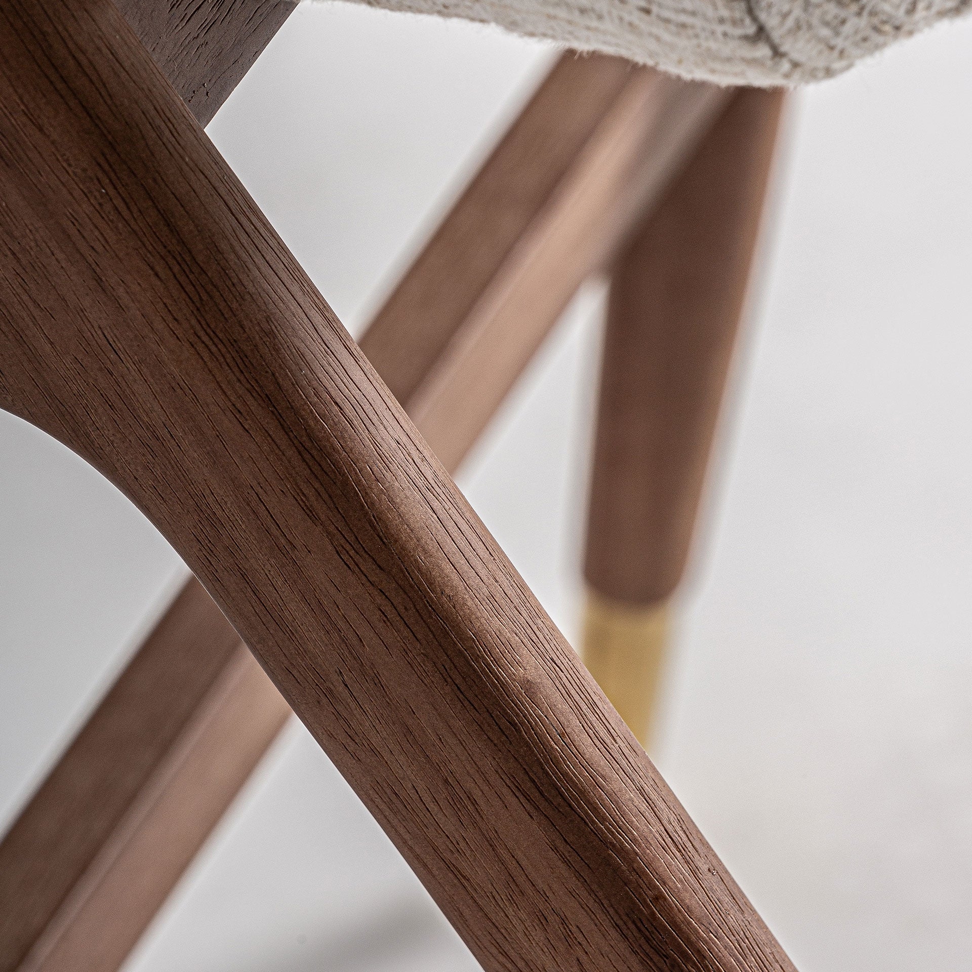 DOUZE Bar Stool Beige with Rubber Base