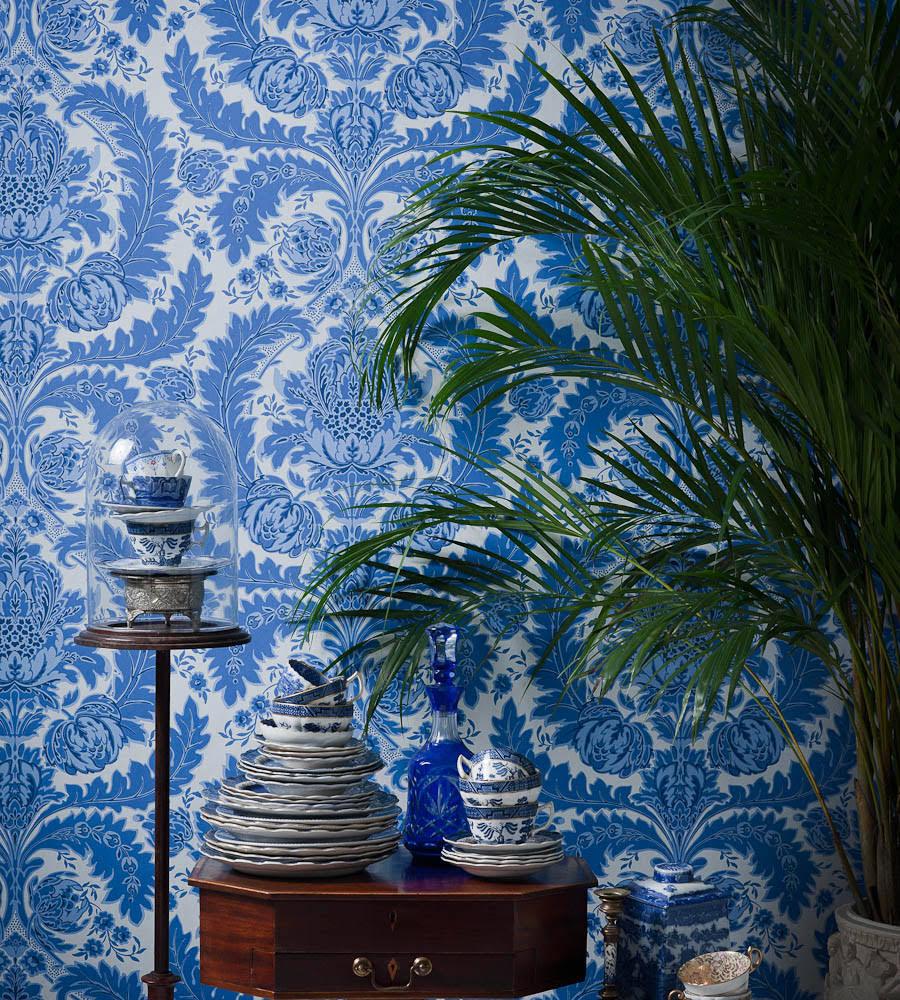 Plant-themed wallpaper with ornaments ALBEMARLE - Coleridge green