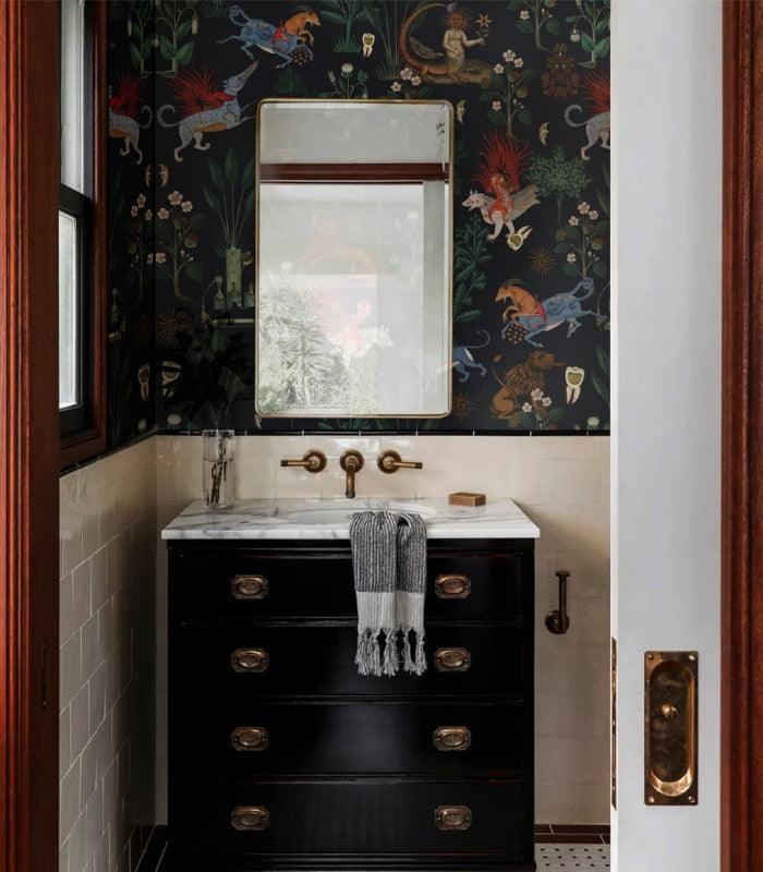 Tapeta flizelinowa z motywem zwierzęcym BOTANIC BEAST granatowy na ścianę – Wallcolors