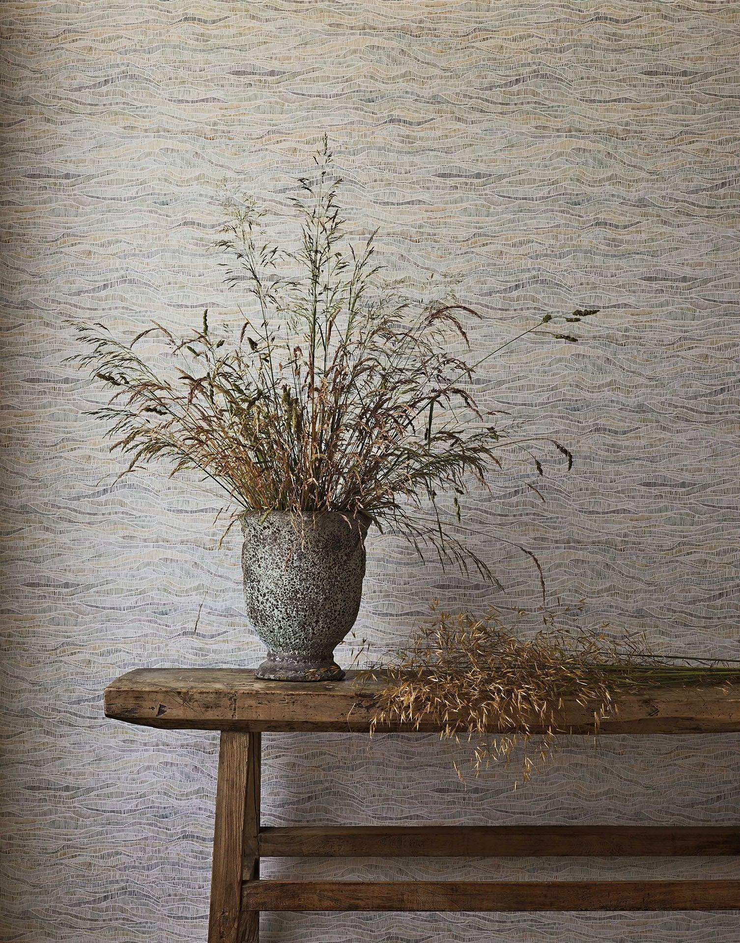 Wallpaper with an abstract wavy pattern BOTANICAL BOTANICA - Meadow gray