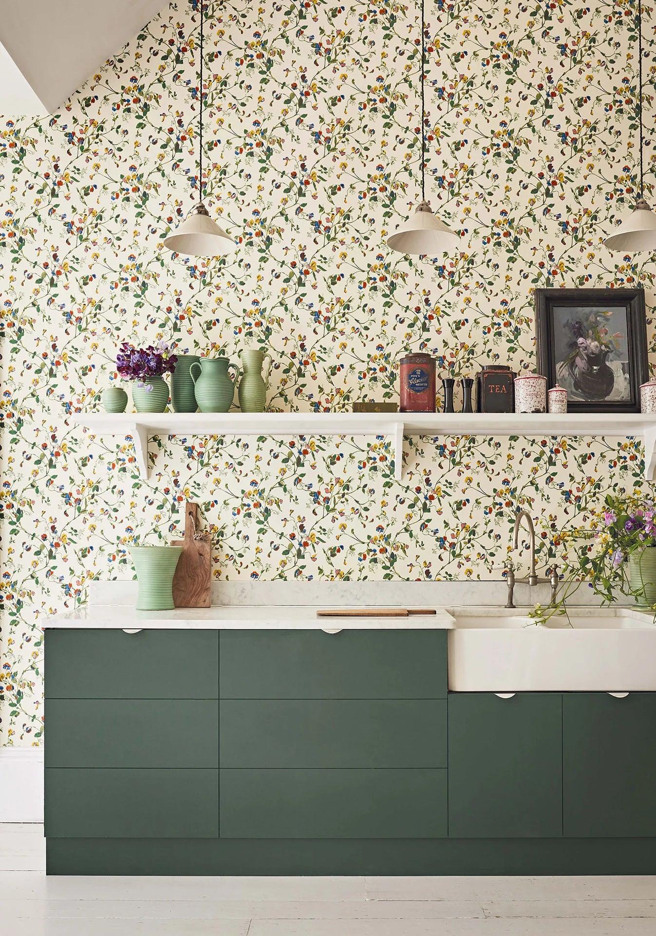 Botanical Wallpaper with Floral Motif - Sweet Pea Green