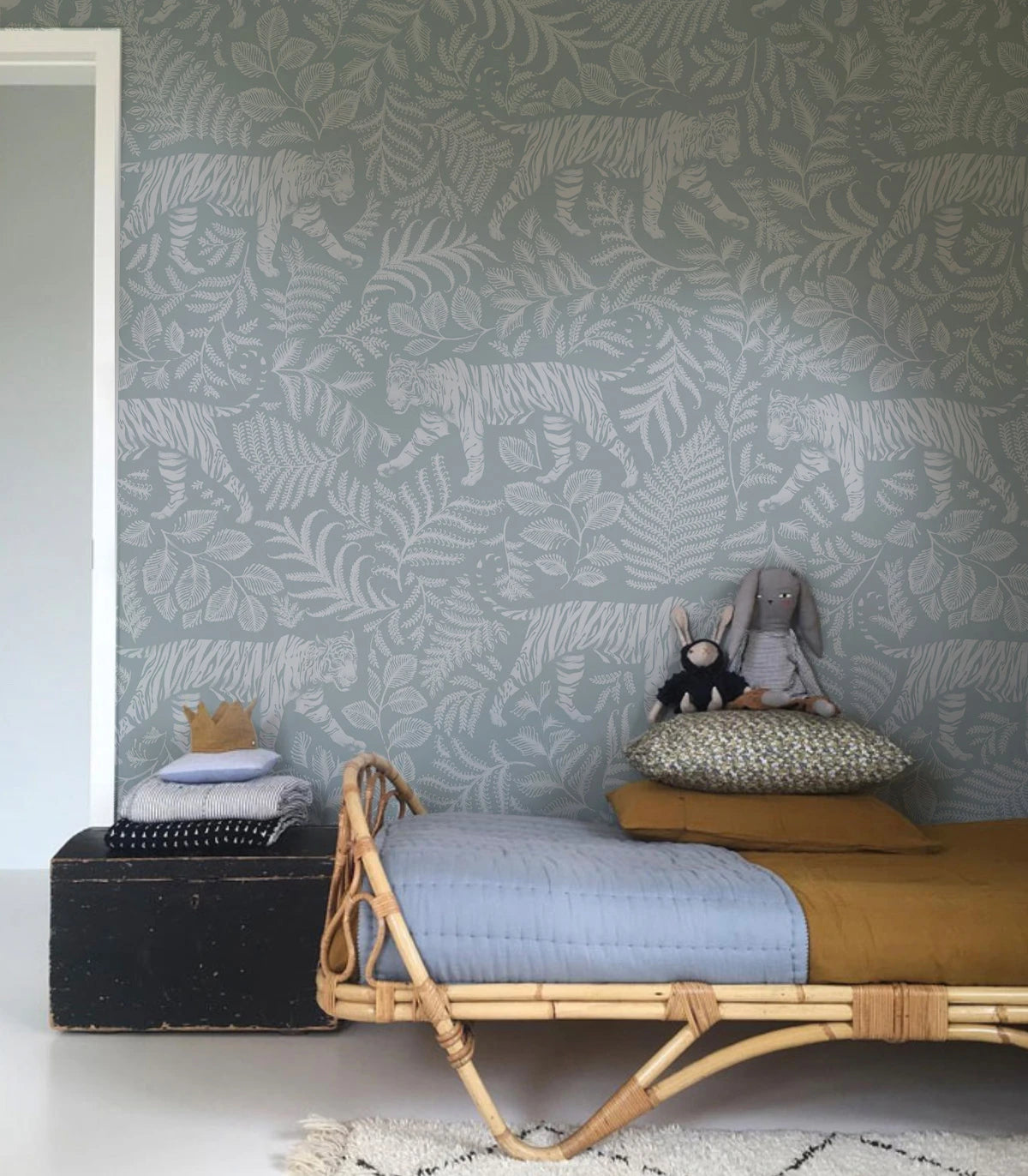 Fluwelen behang met dierenmotief CAMOUFLAGED TIGER BLUE blauw