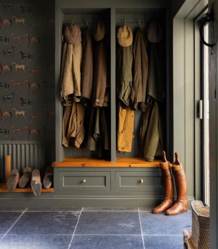 Tapeta Horses Olive Wallcolors Eye on Design