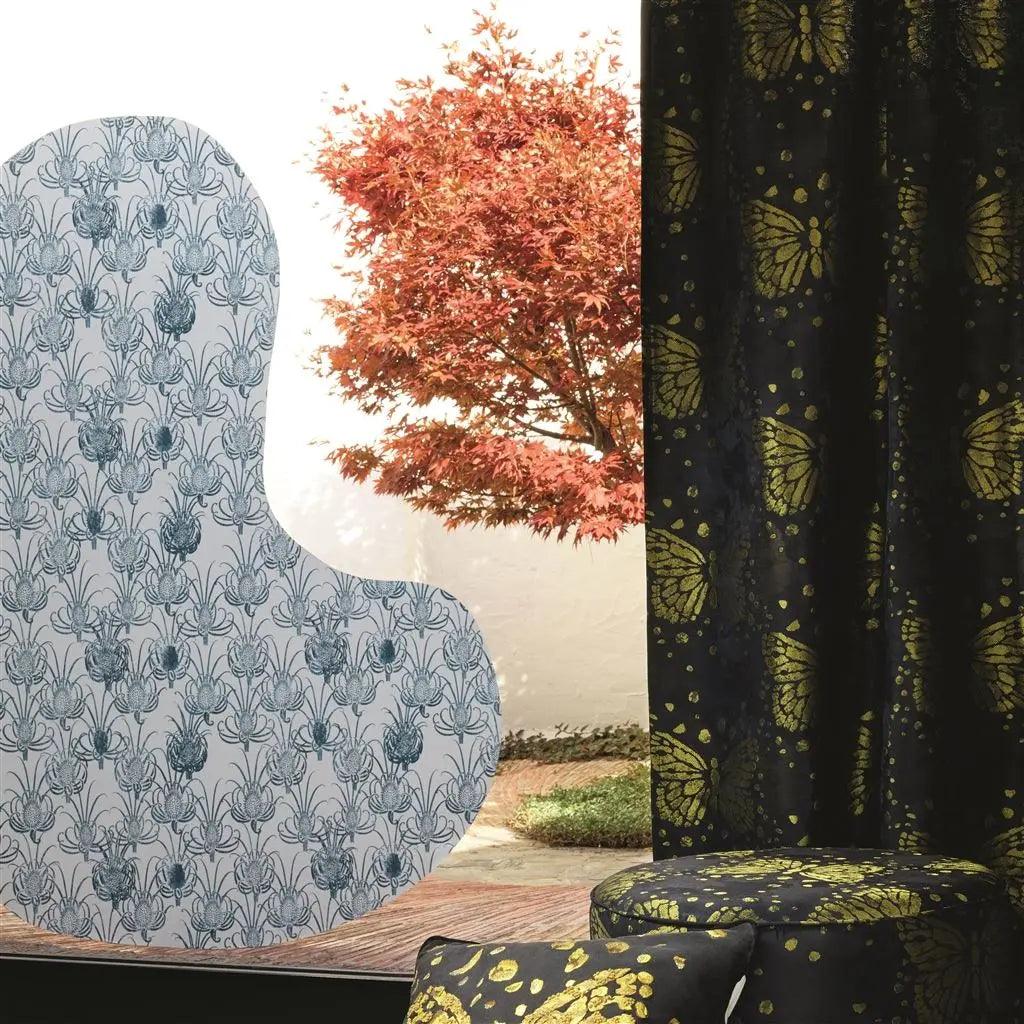 Tapeta LES CENTAUREES BLEU PAON biały Christian Lacroix Eye on Design