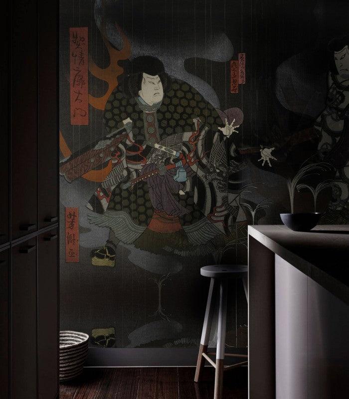 Tapeta flizelinowa z motywem wojownika MIDNIGHT WARRIOR ciemnoszary na ścianę – Wallcolors