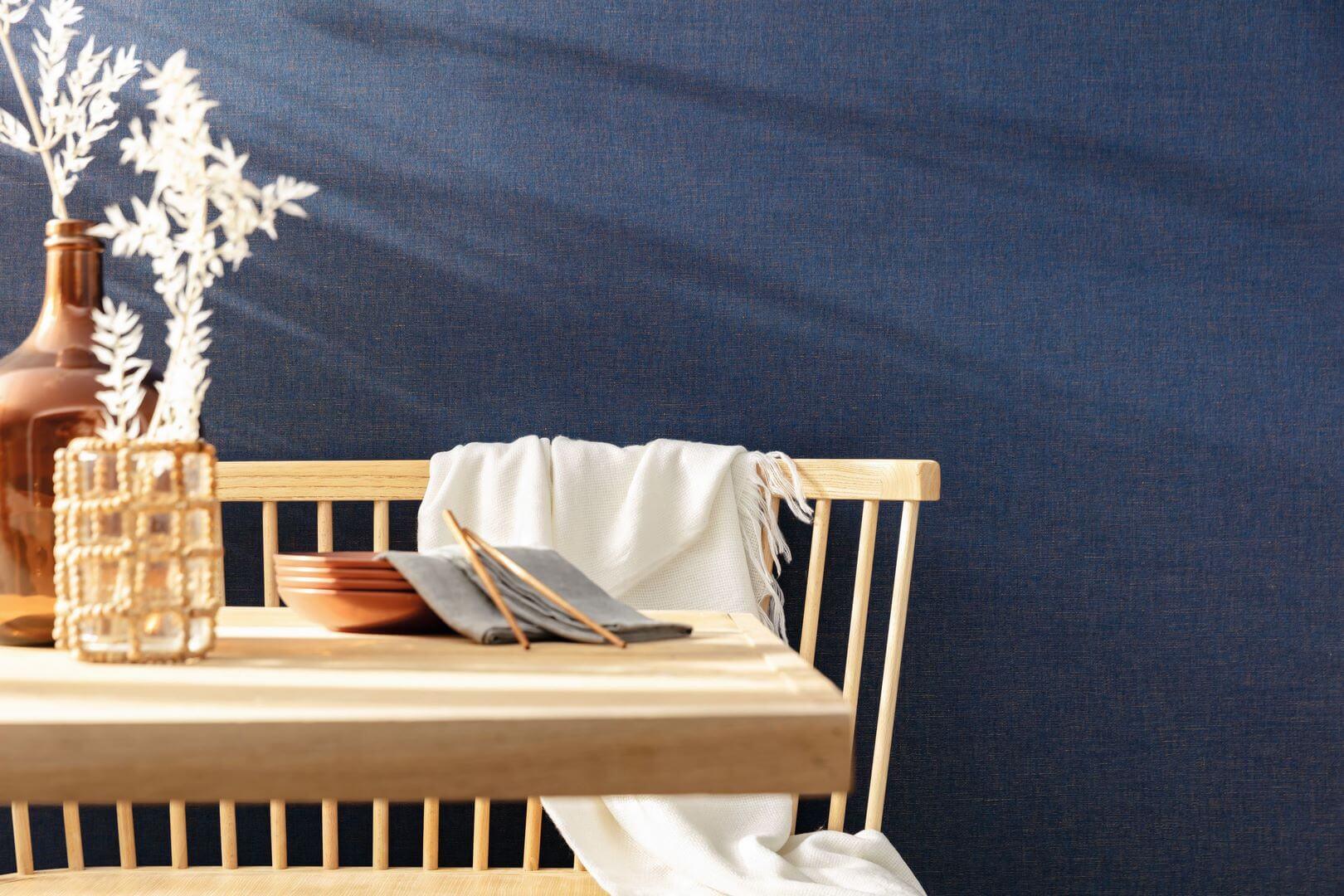 Tapeta UNI LINEN EDITION granatowy Caselio Eye on Design