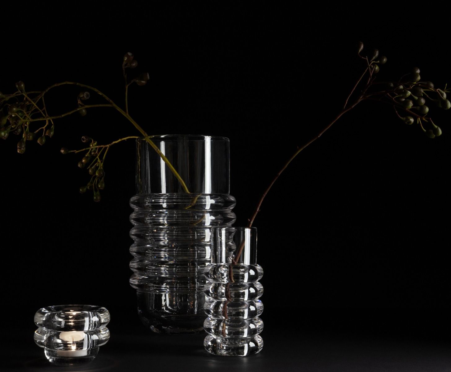 Glass pressure vase