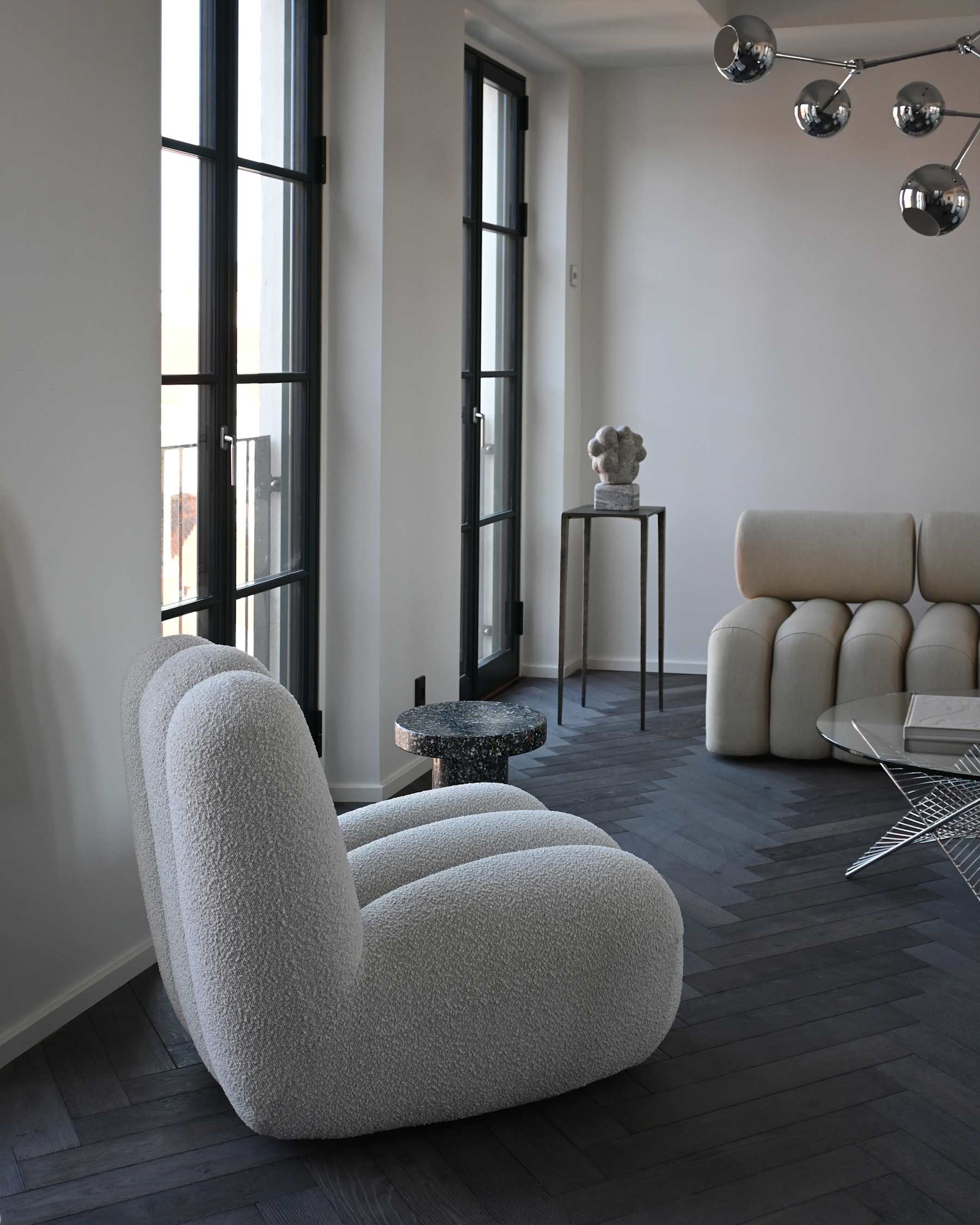 Foku armchair warm gray