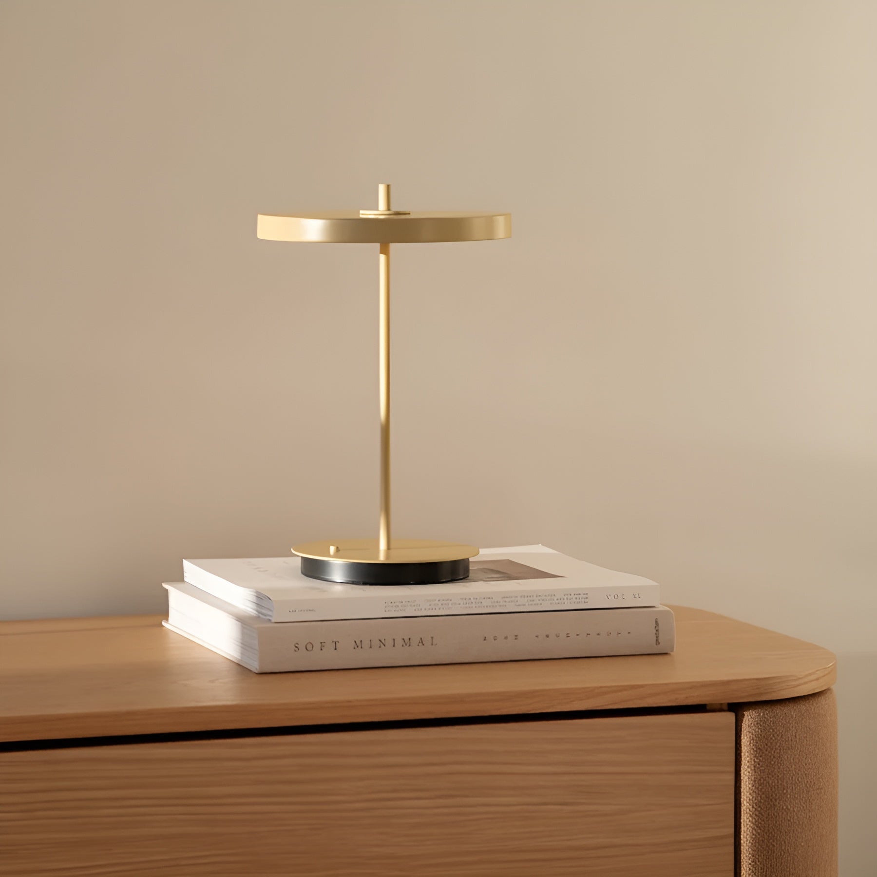 Portable lamp ASTERIA MOVE MONOCHROME cream