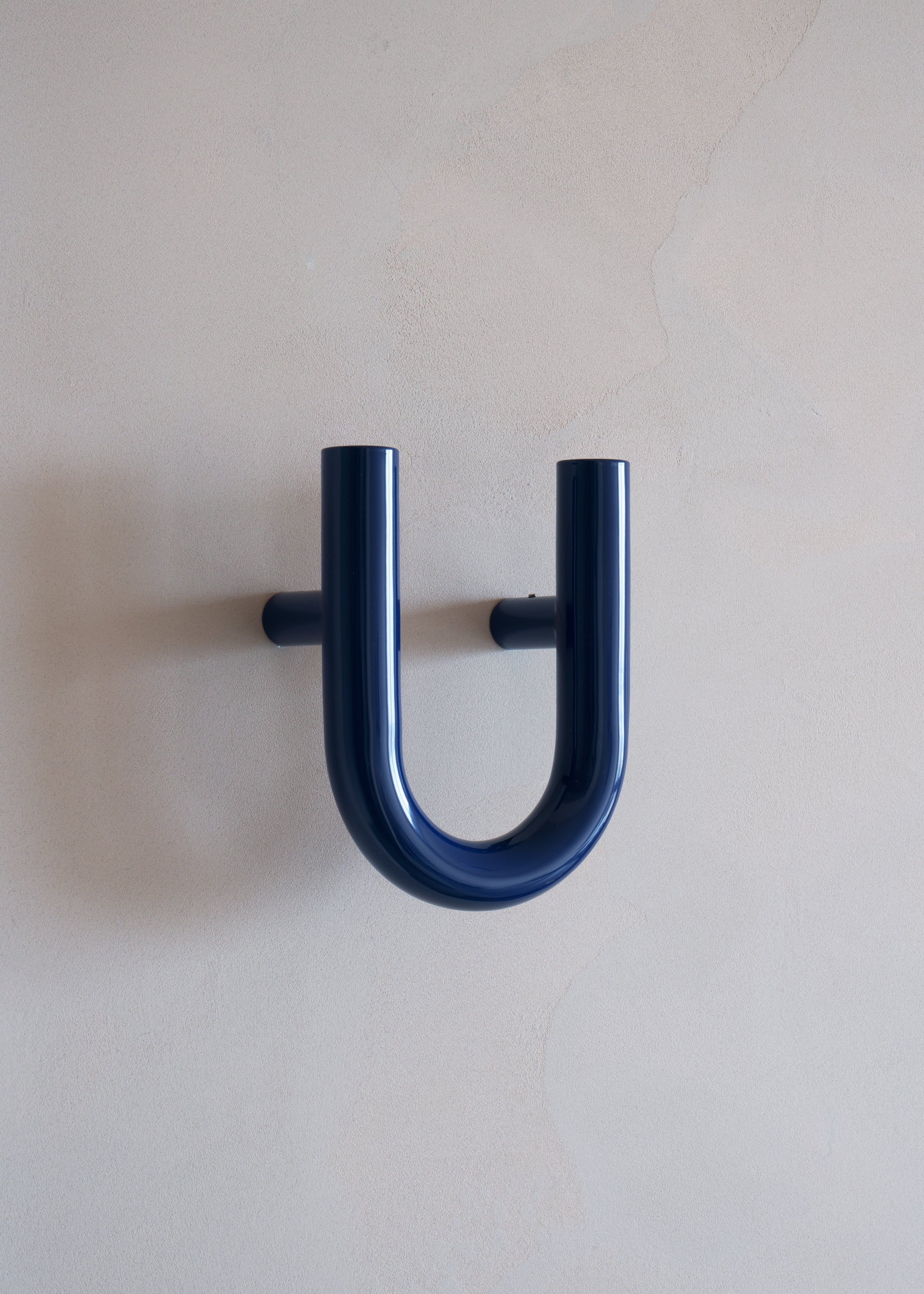 UNE cobalt wall hanger