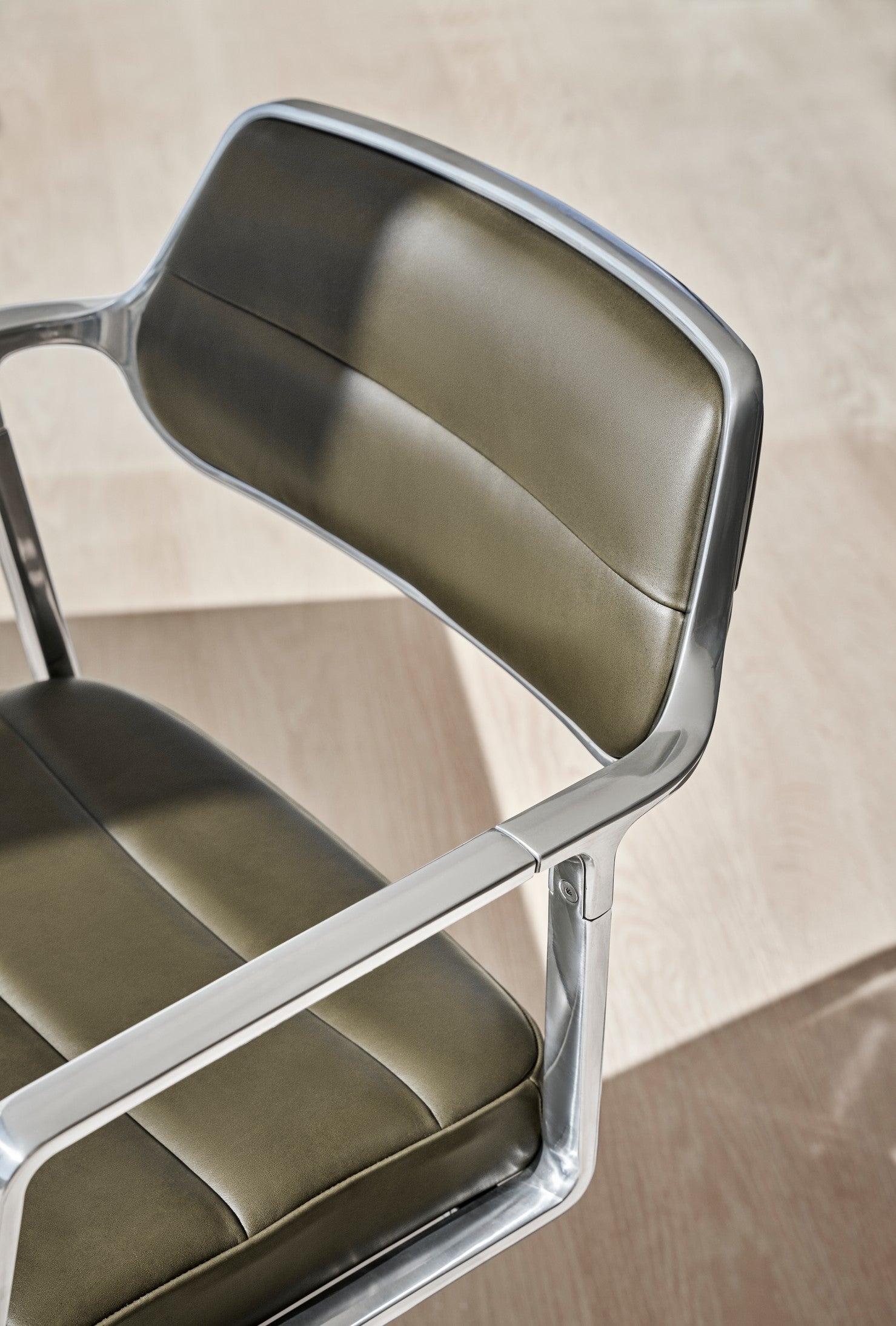 Bureau stoel 453+ zwarte leer met metalen basis