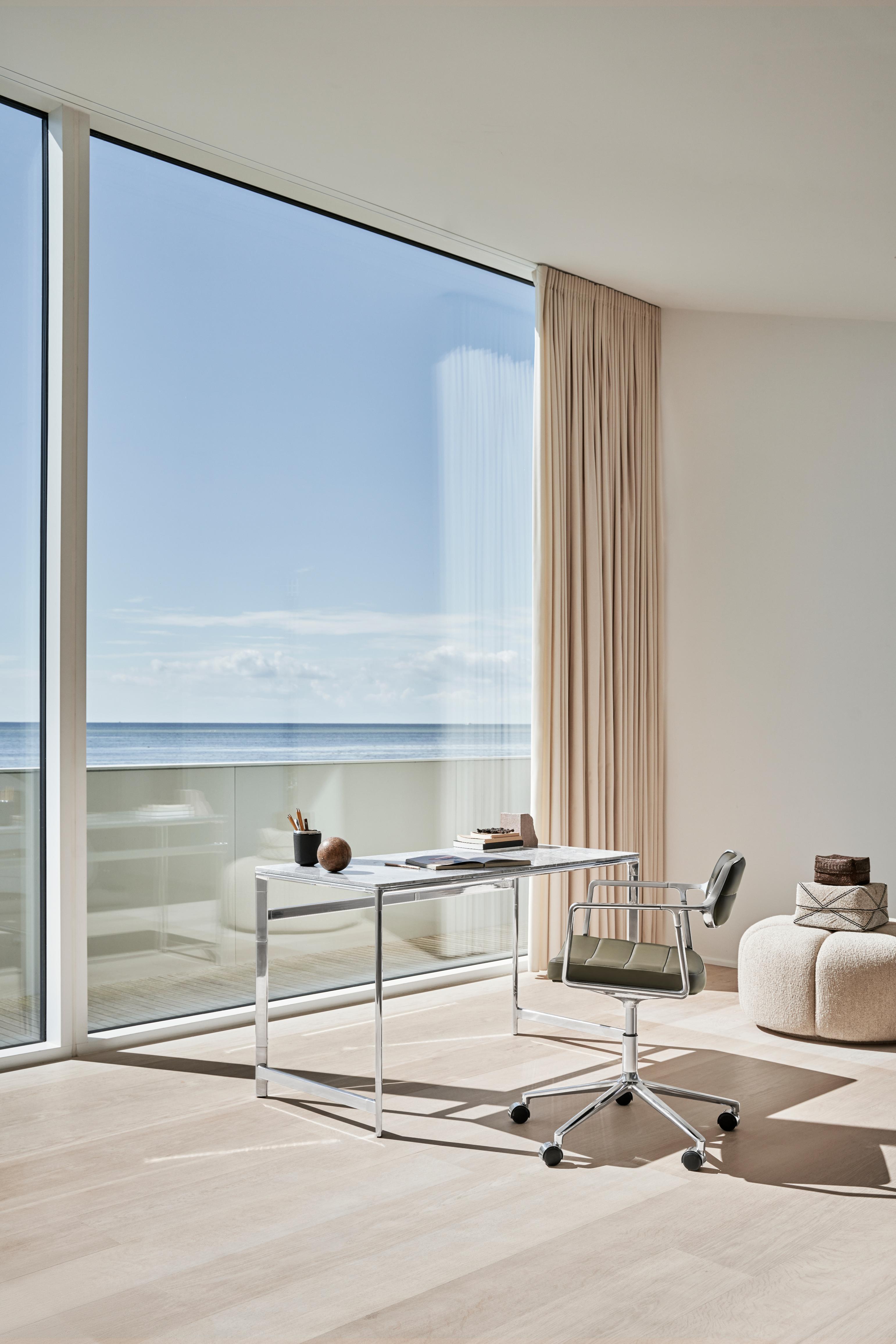 Bureau stoel 453+ groene leer met metalen basis