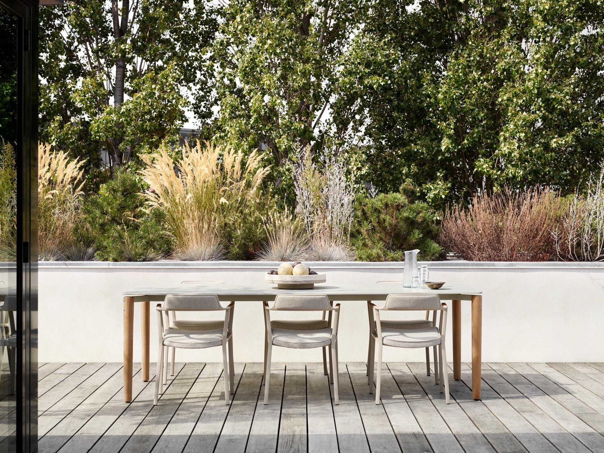 Stół zewnętrzny 718 ceramiczny blat z drewnianą podstawą – ceramika i drewno
