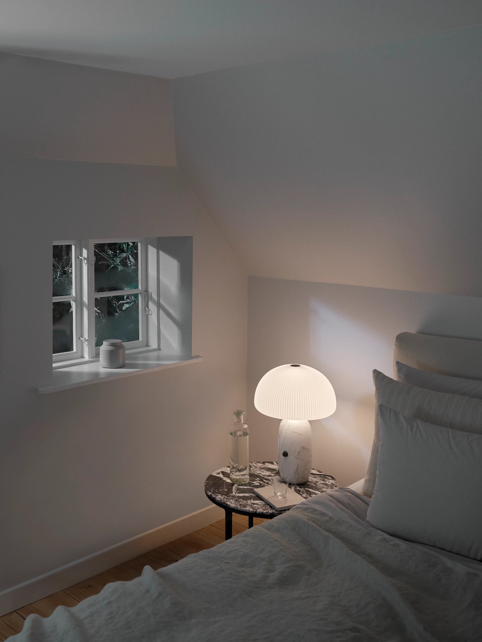 Tischlampe SCULPTURE weißer Marmor