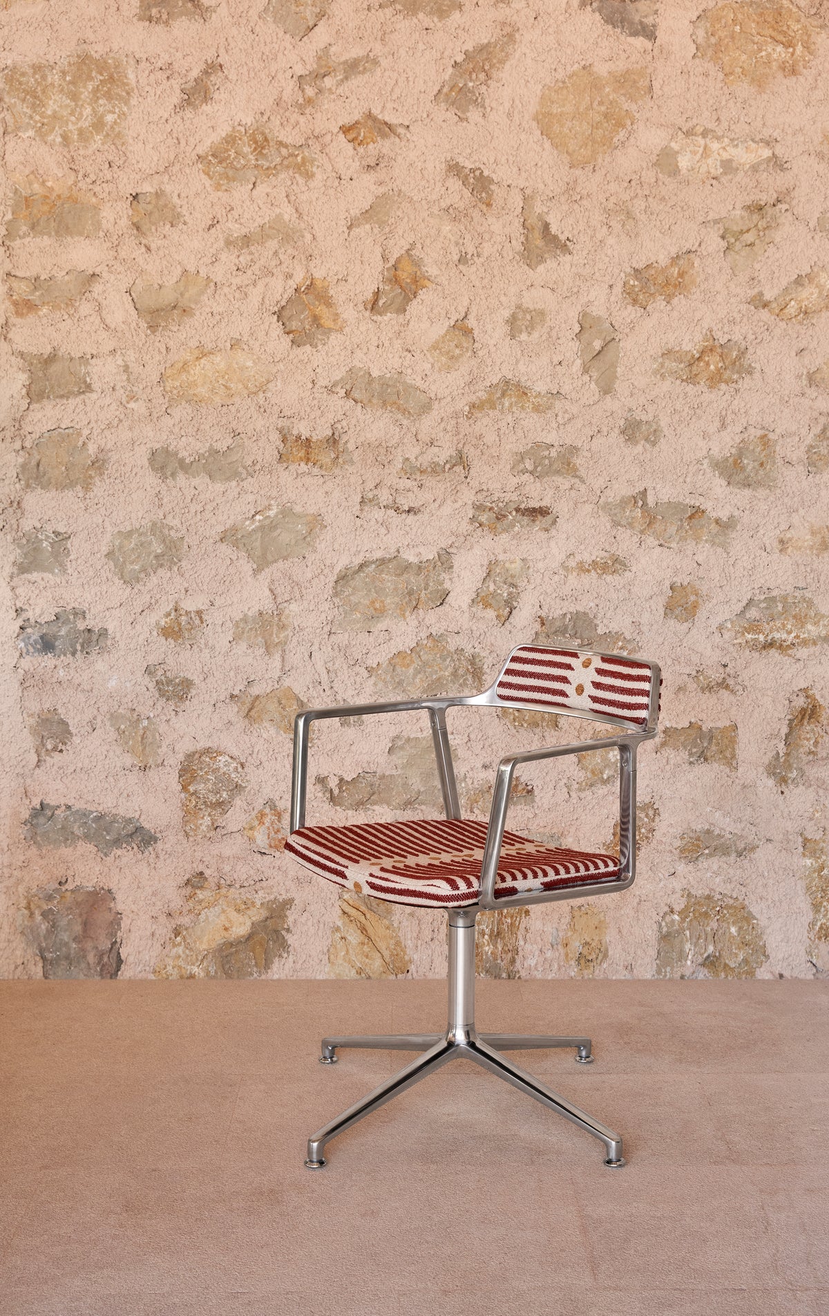 Bureau stoel 452 – MALLORCA beige en rood met metalen basis