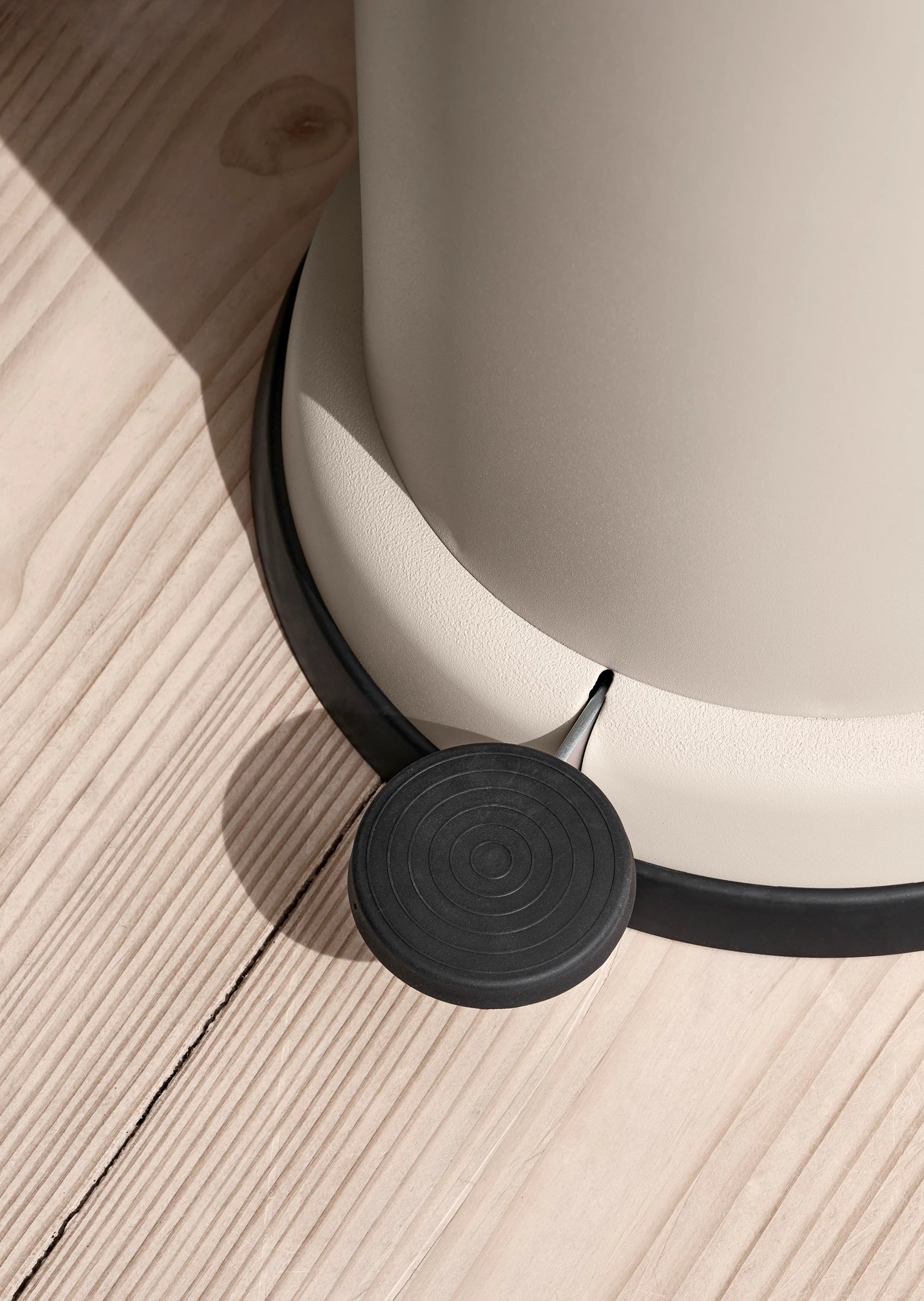 Pedalen prullenbak beige