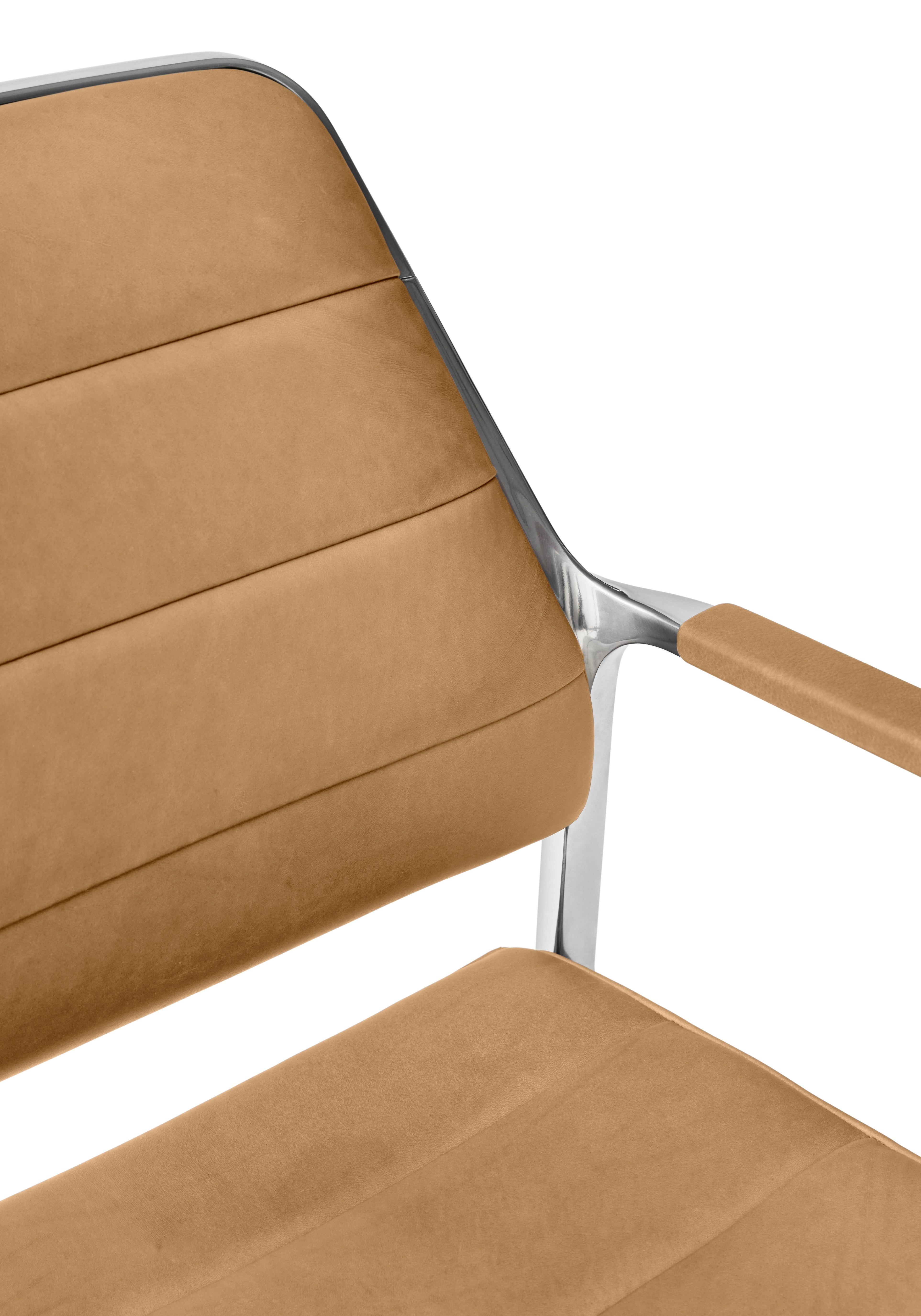 Bureau stoel 455+ in karamelkleurig leer met een metalen basis