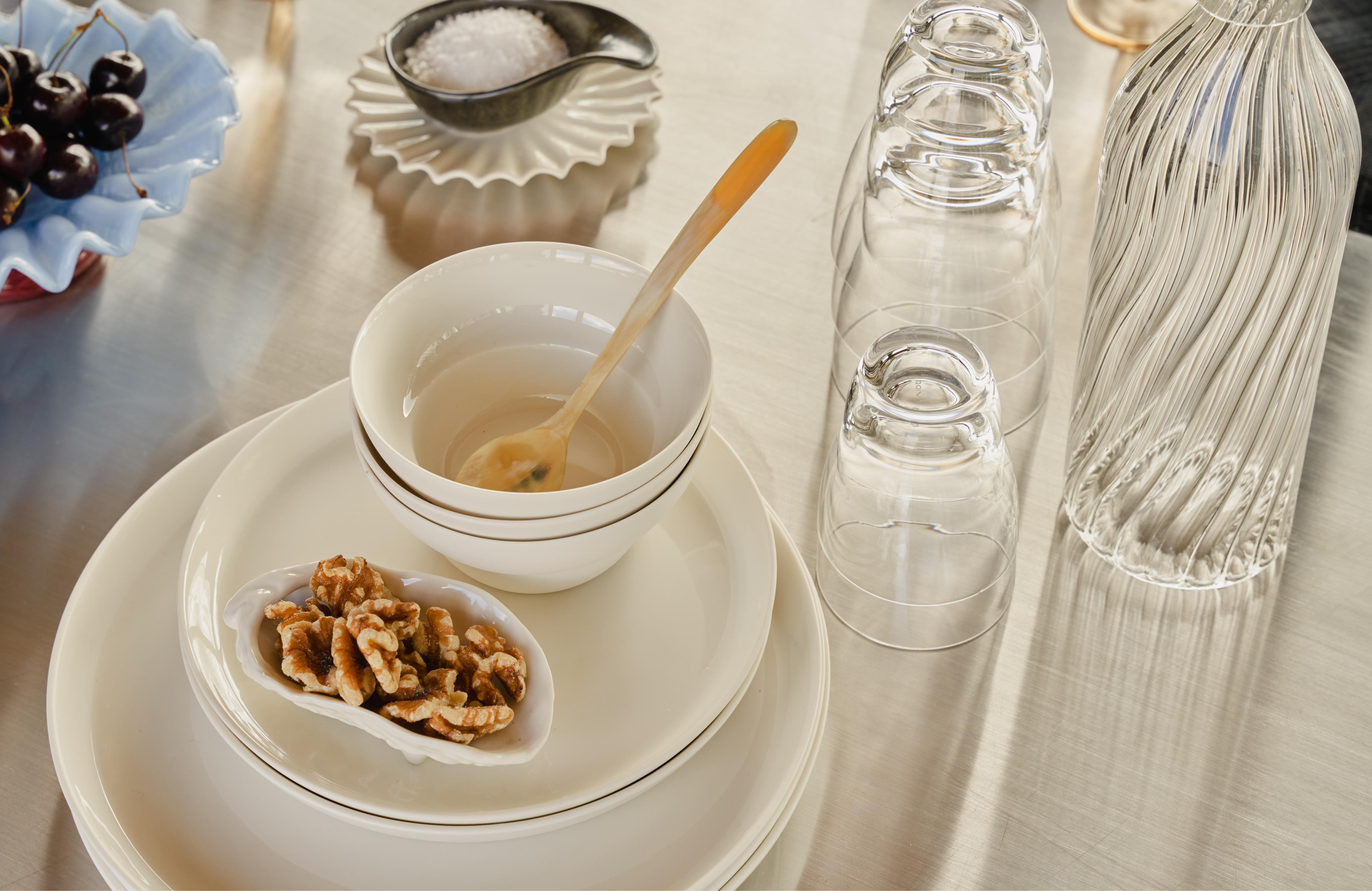 Zestaw talerzy VIPP biała porcelana