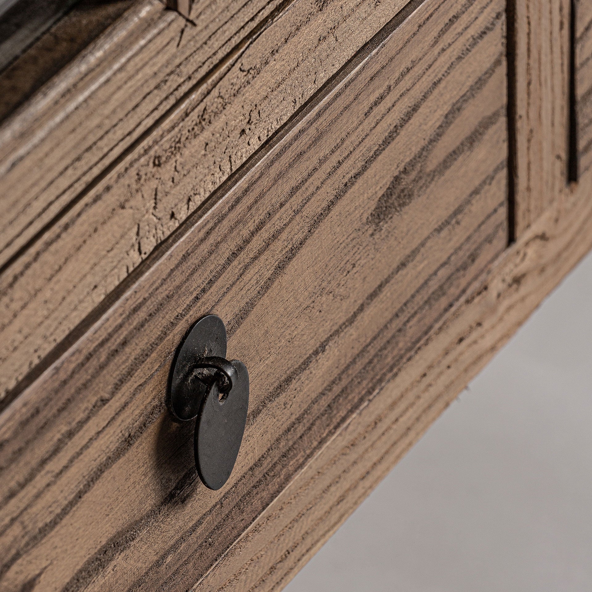 TARTU Display Cabinet in Elm Wood