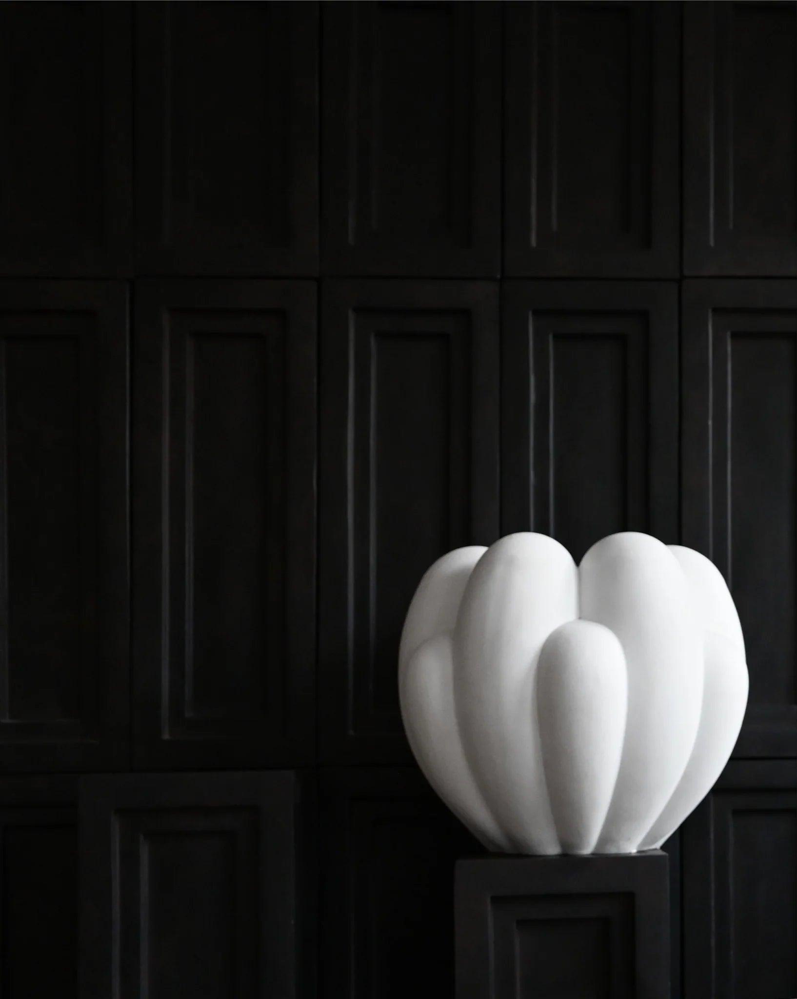 Wazon BLOOM biały 101 Copenhagen Eye on Design