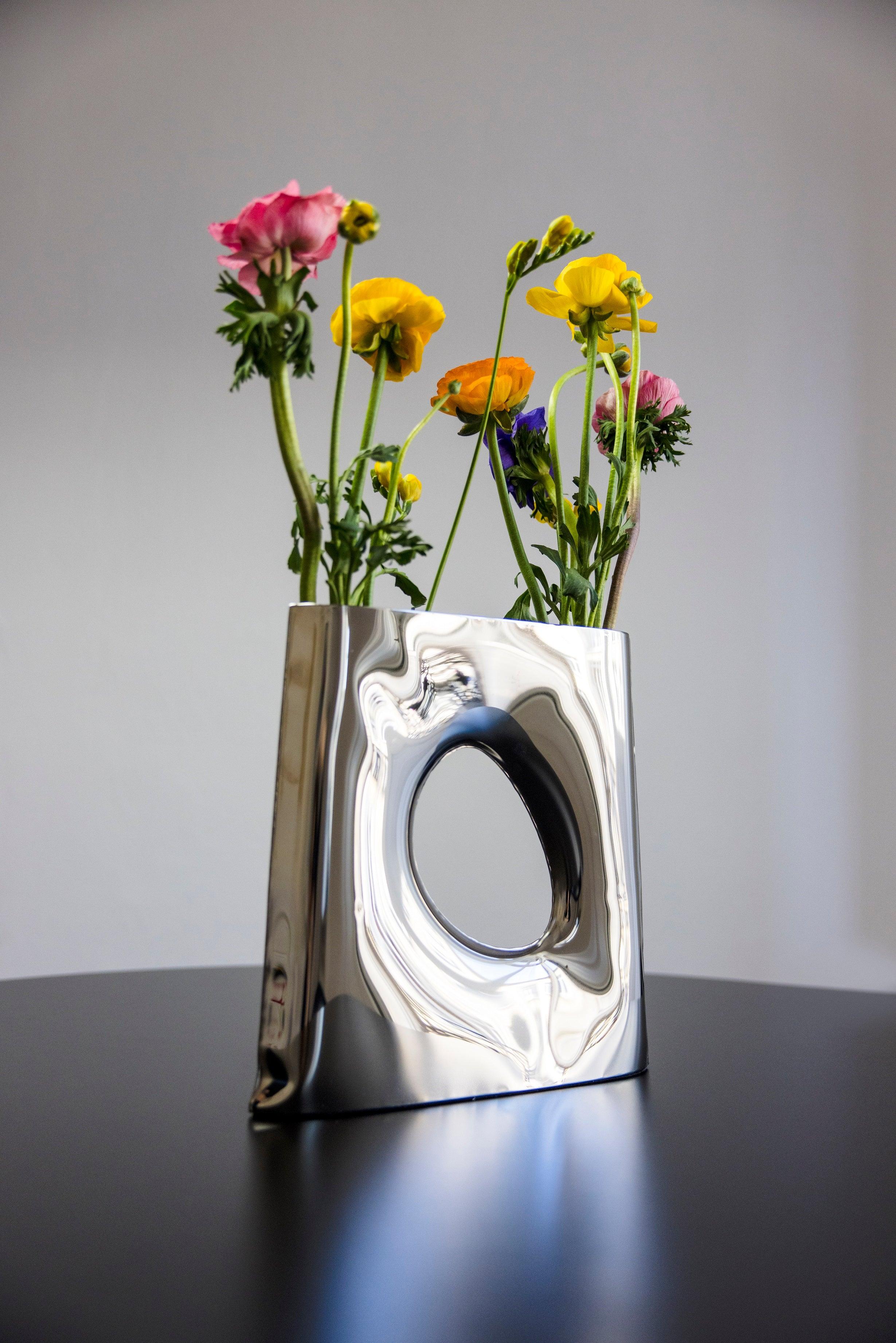 Wazon KARAVA inox Zieta Studio Eye on Design