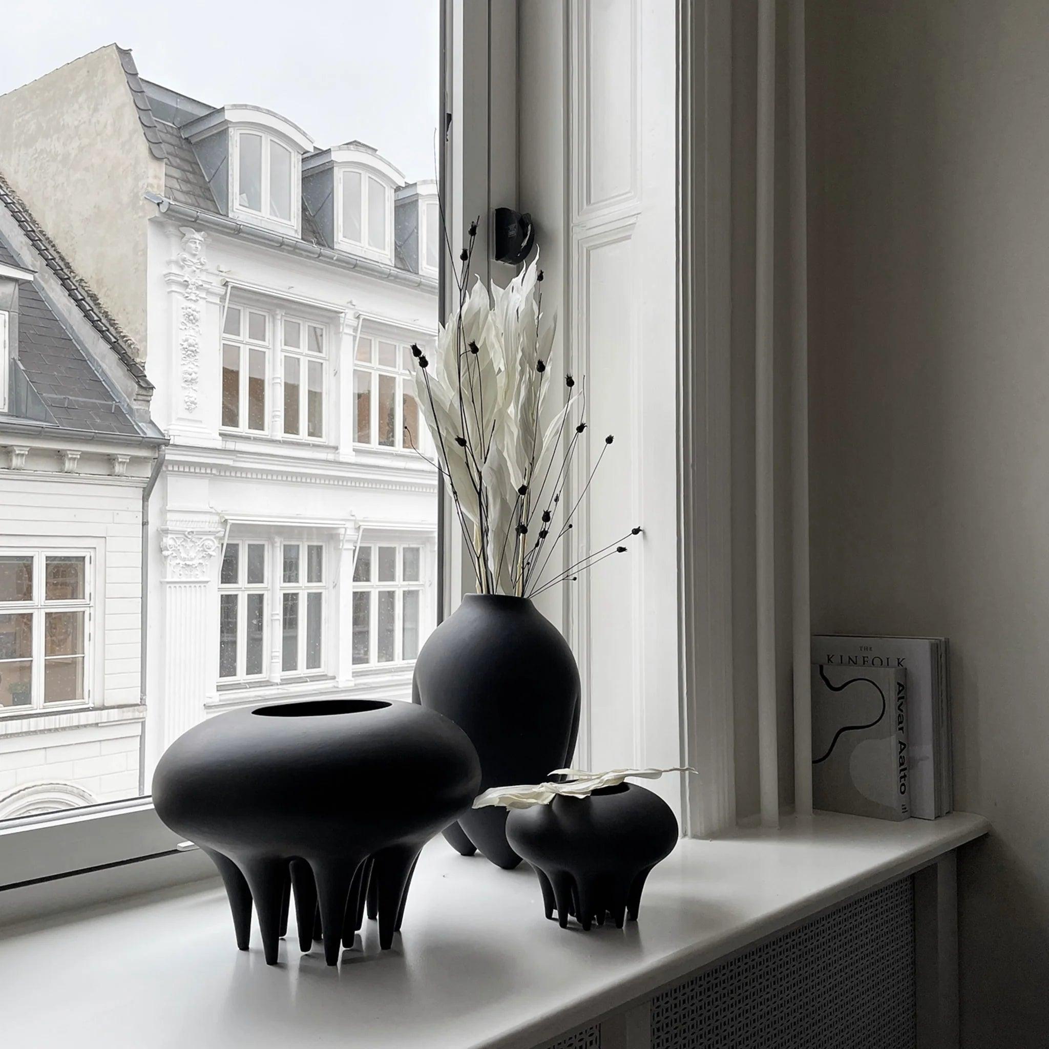 Wazon MEDUSA ciemnobrązowy 101 Copenhagen Eye on Design