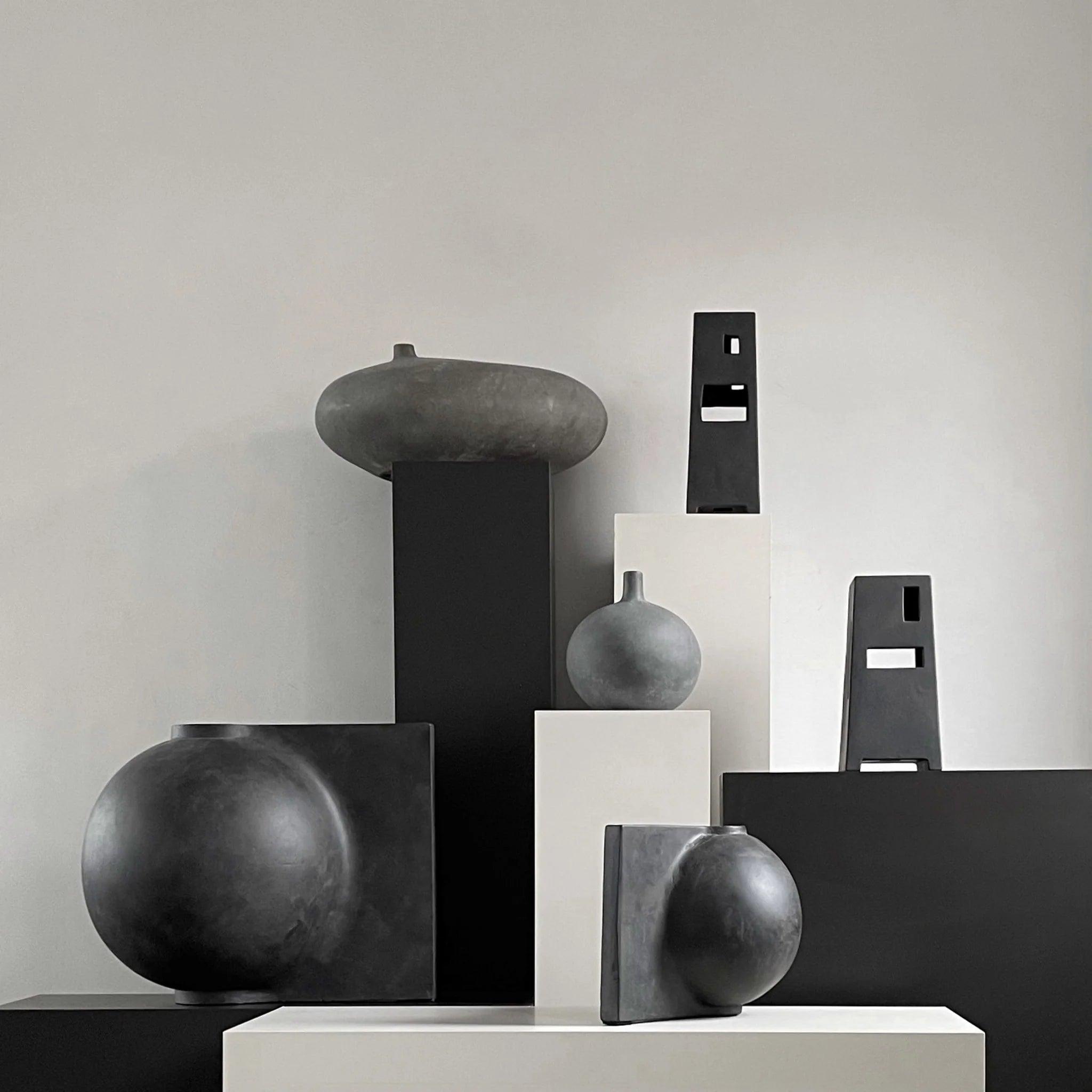 Wazon OFFSET ciemnobrązowy 101 Copenhagen Eye on Design