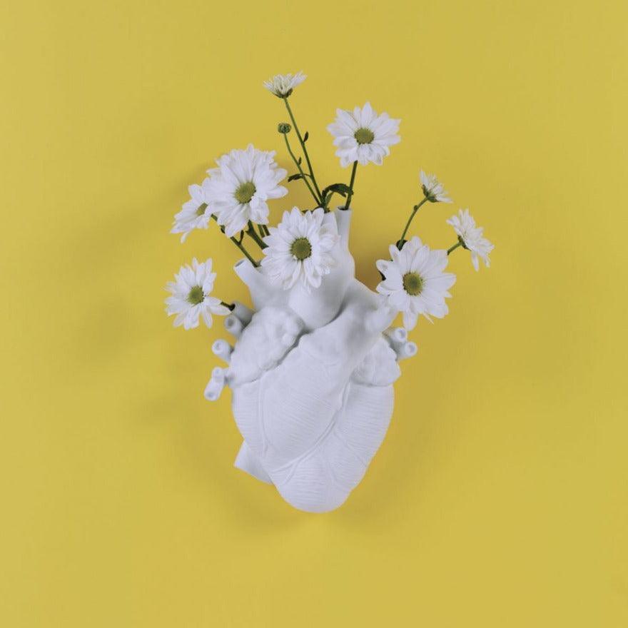 Wazon porcelanowy LOVE IN BLOOM biały Seletti Eye on Design