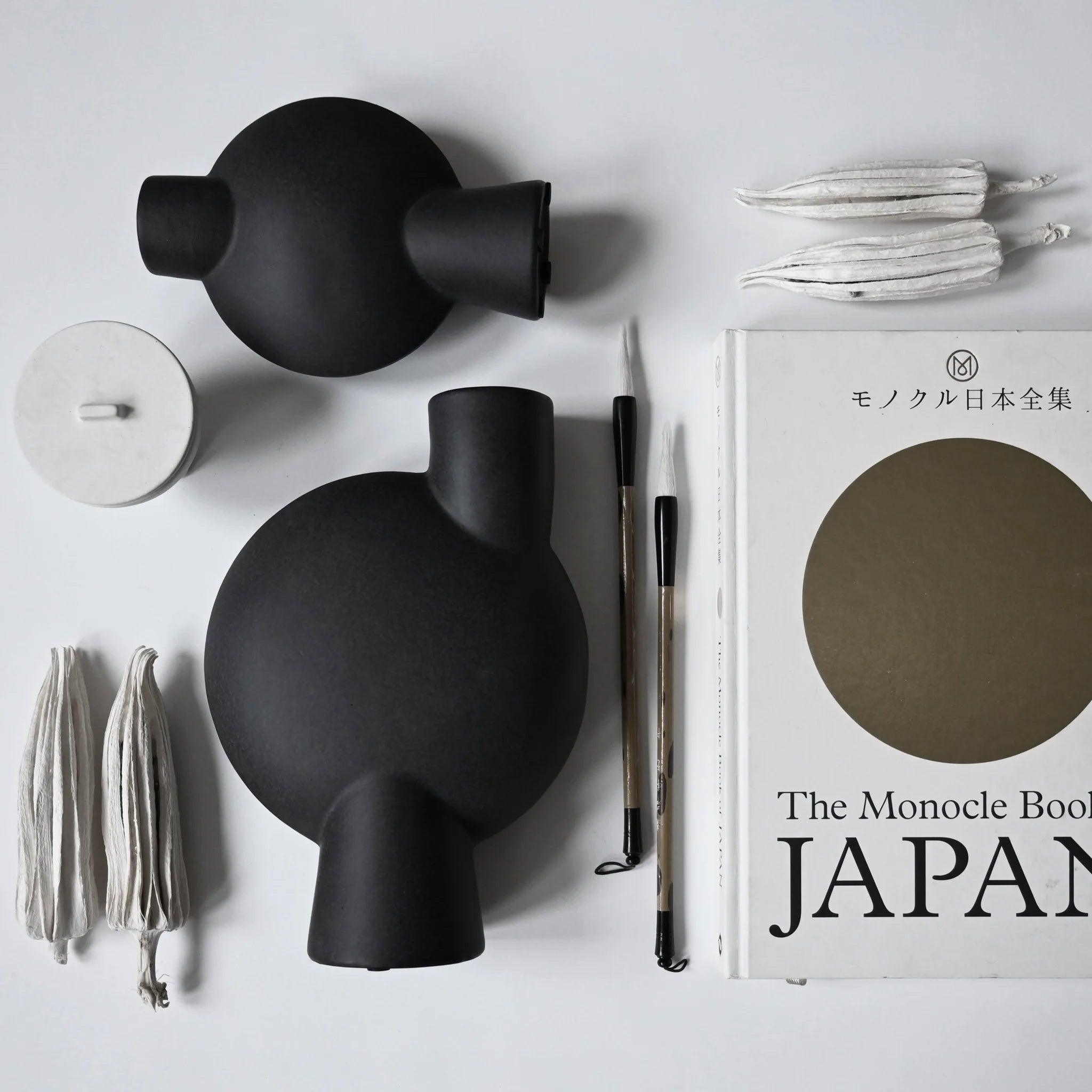 Wazon SPHERE BUBL czarny 101 Copenhagen Eye on Design