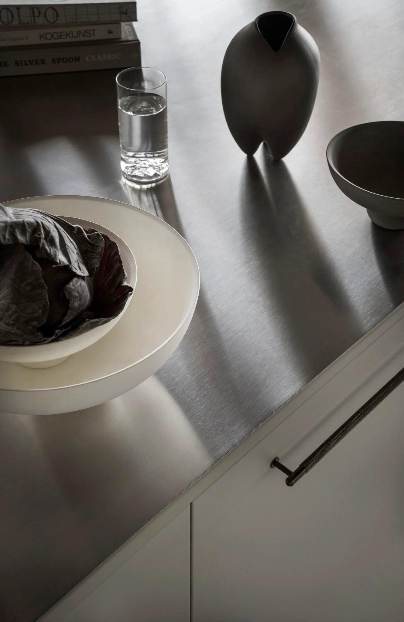 Wazon SUMO SLIM ciemnobrązowy 101 Copenhagen Eye on Design