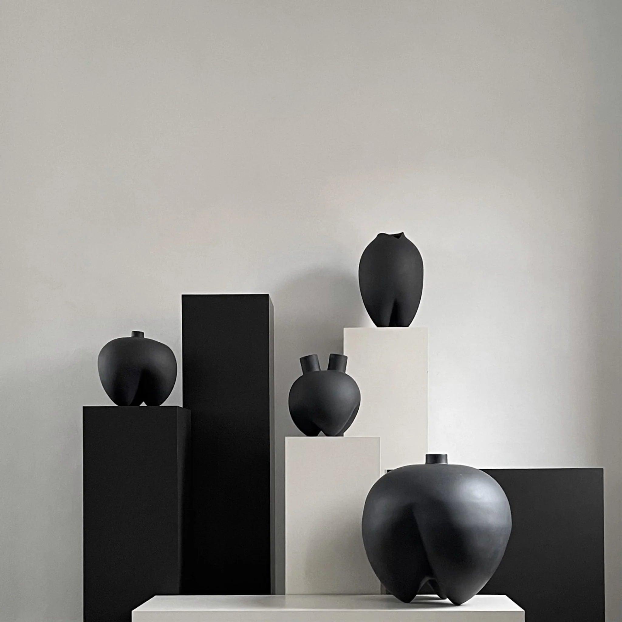 Wazon SUMO SLIM ciemnobrązowy 101 Copenhagen Eye on Design