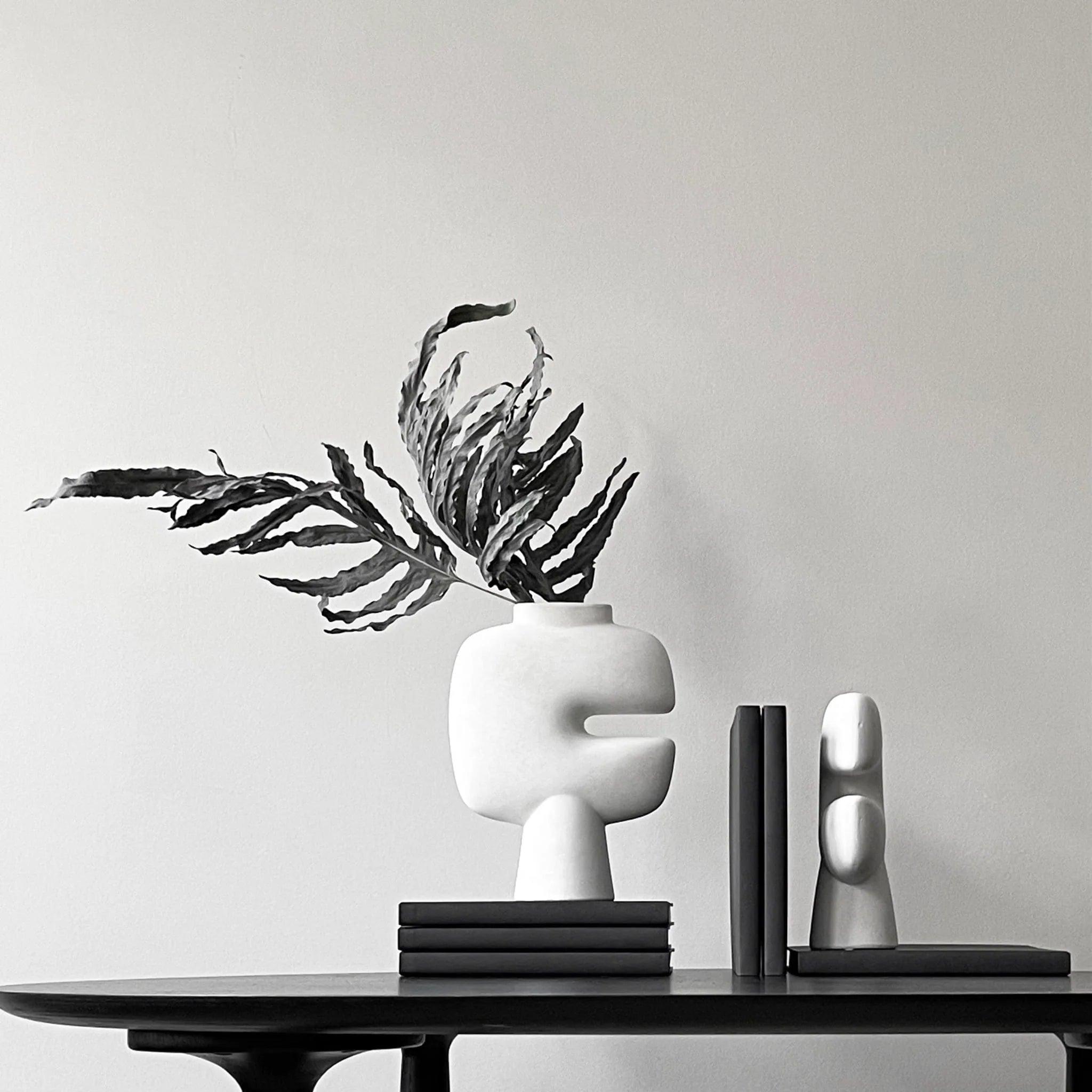 Wazon TRIBAL biały 101 Copenhagen Eye on Design