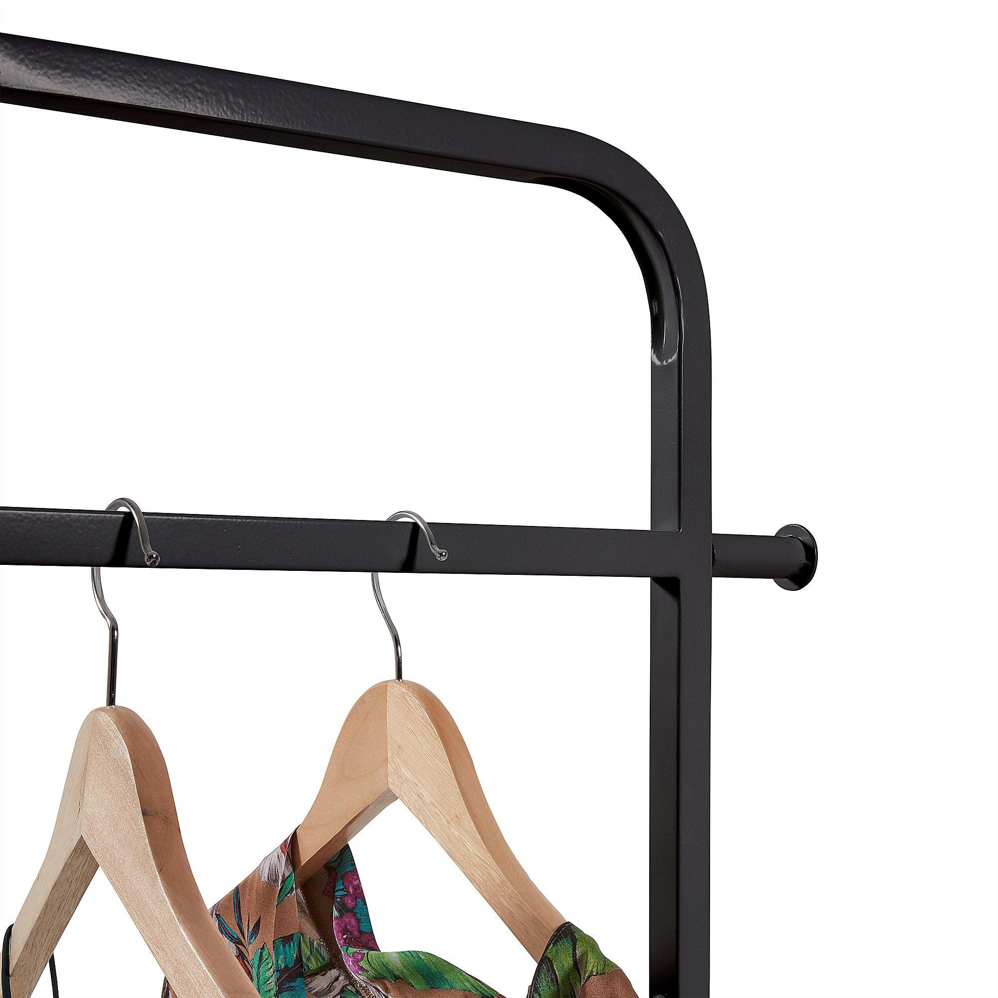 Wieszak CELISE czarny La Forma Eye on Design