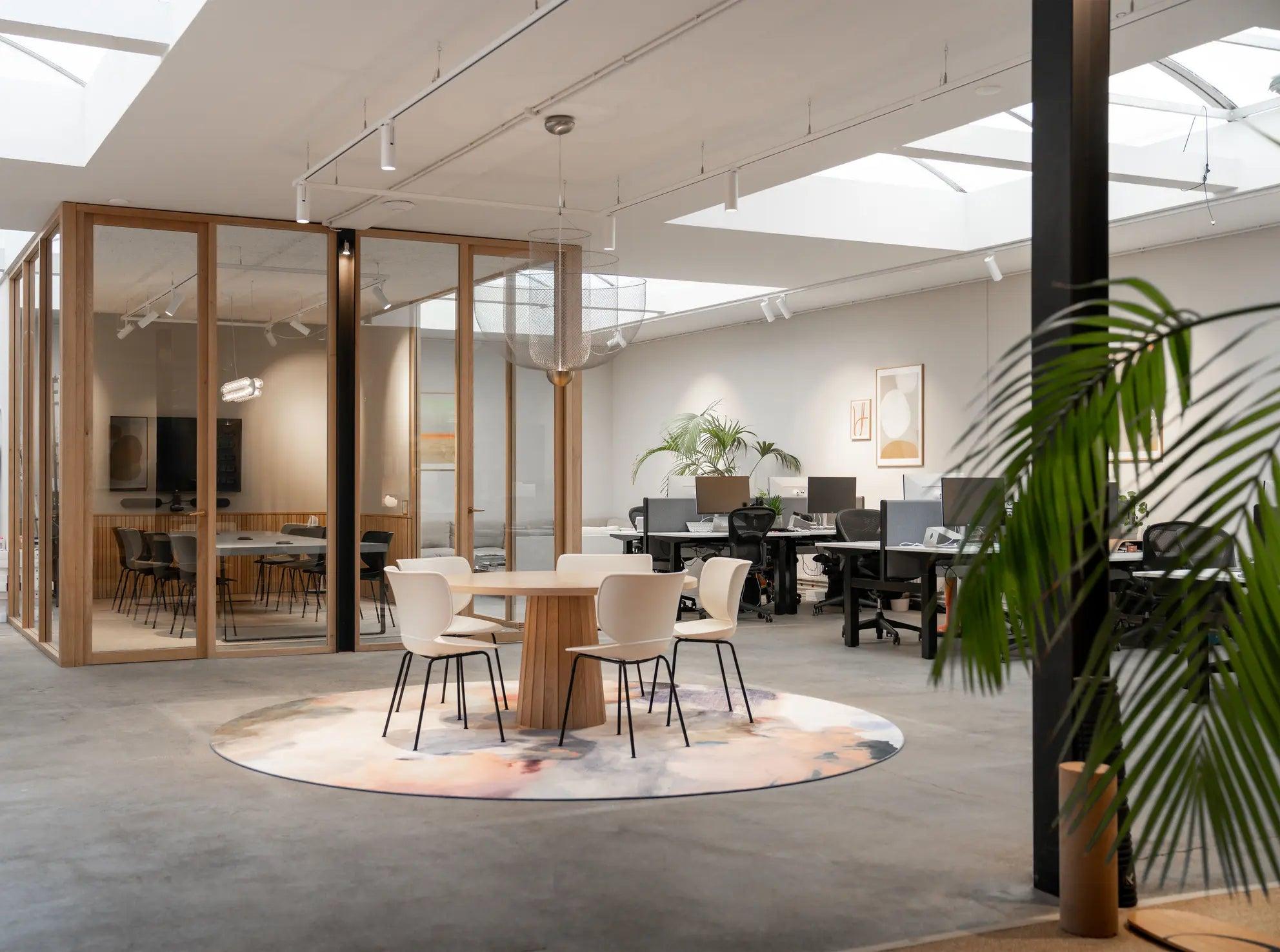 Zestaw dwóch krzeseł HANA Moooi Eye on Design