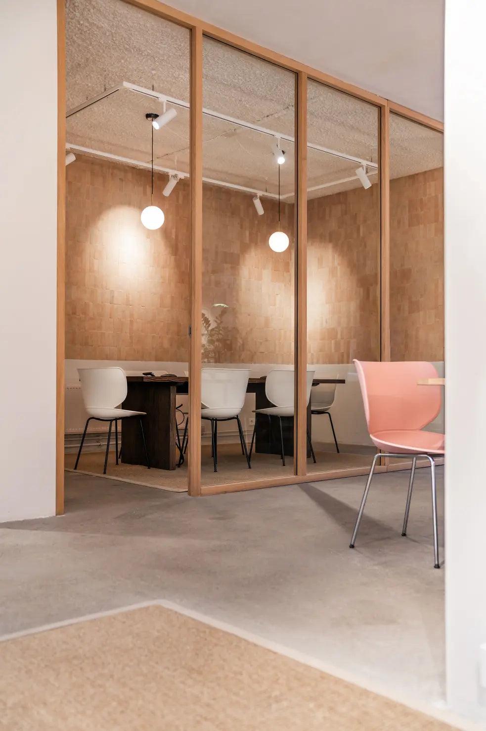 Zestaw dwóch krzeseł HANA Moooi Eye on Design