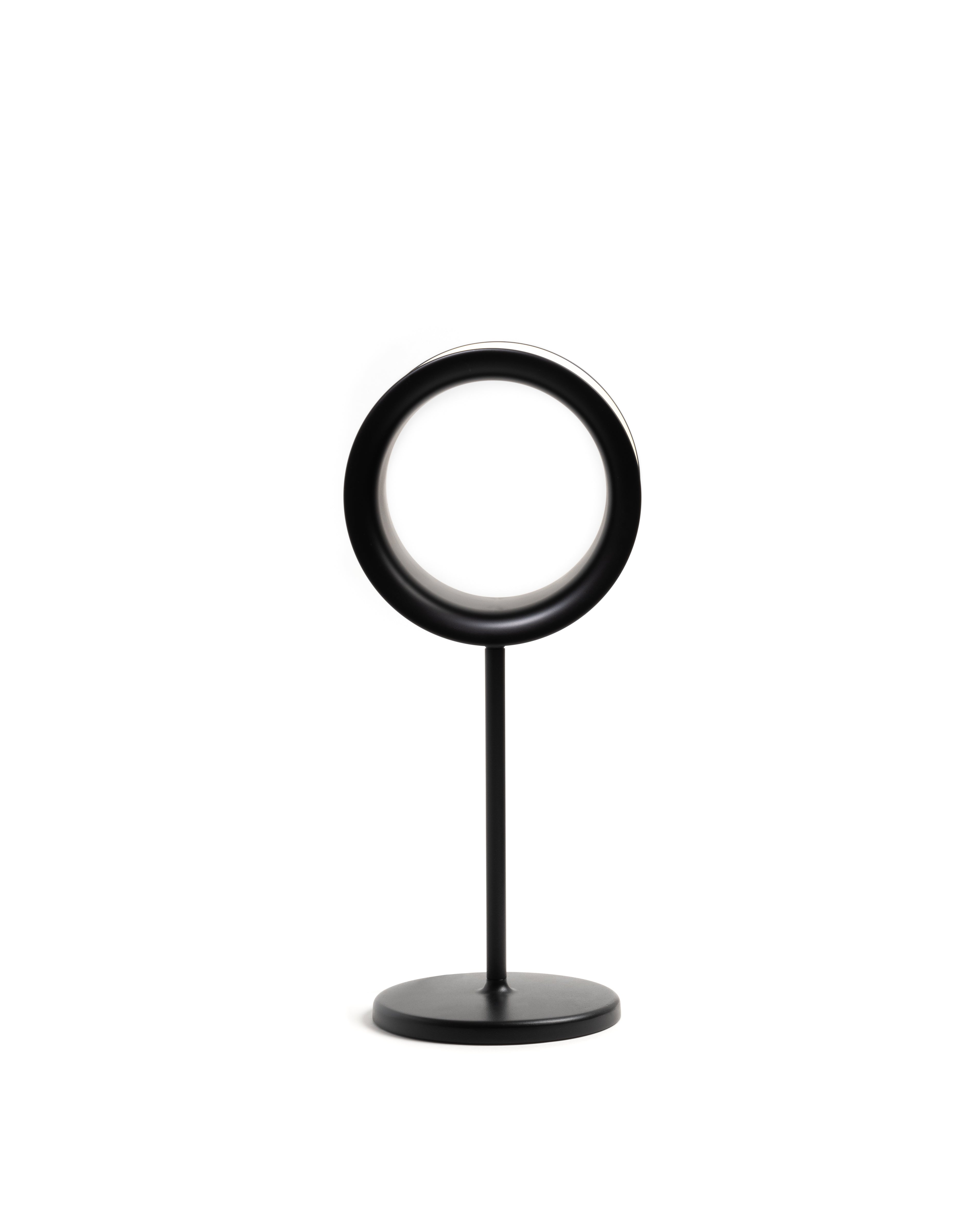 Lampa stołowa LOST Magis Eye on Design