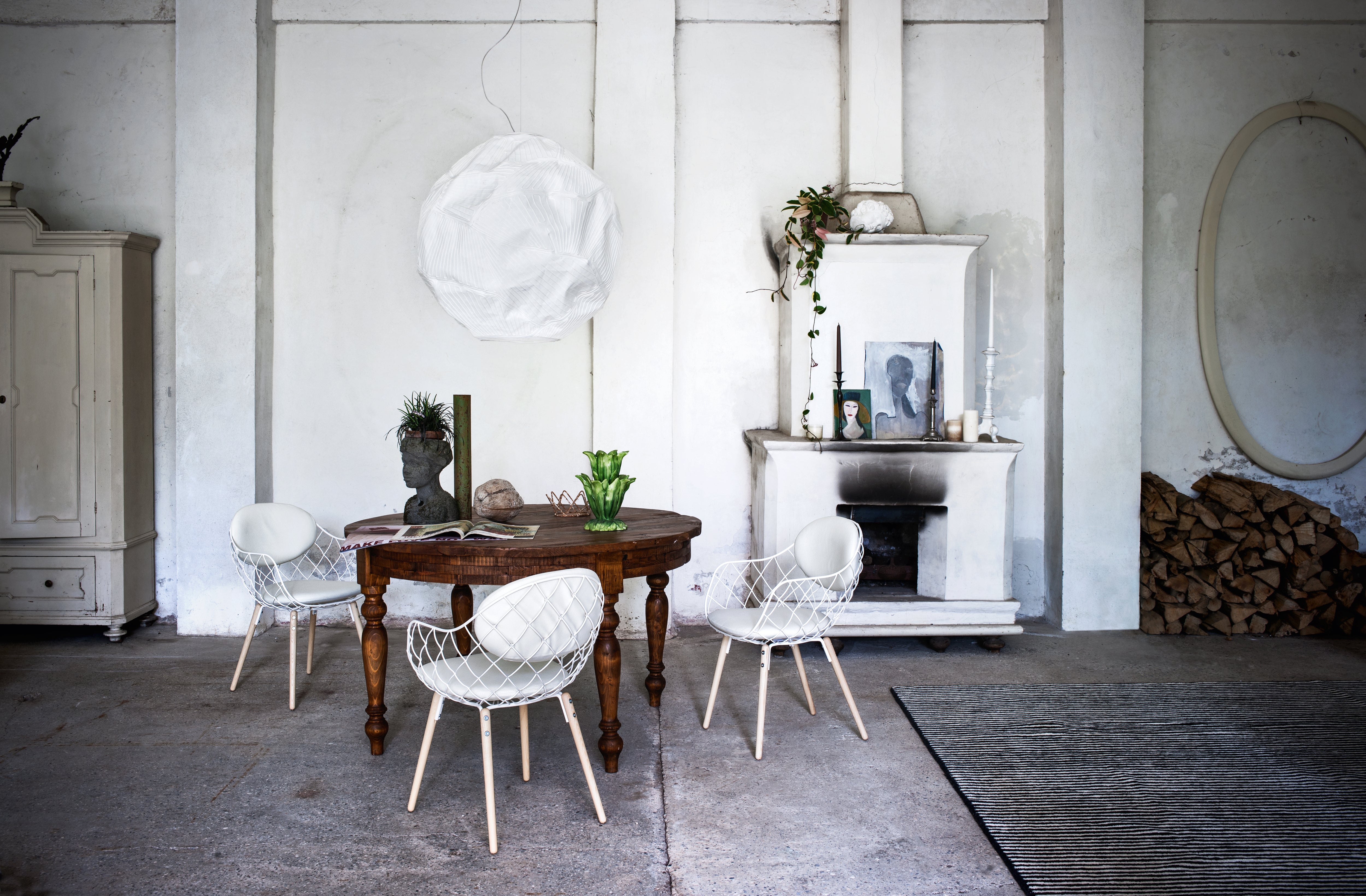 Krzesło druciane PIÑA czarny Magis Eye on Design