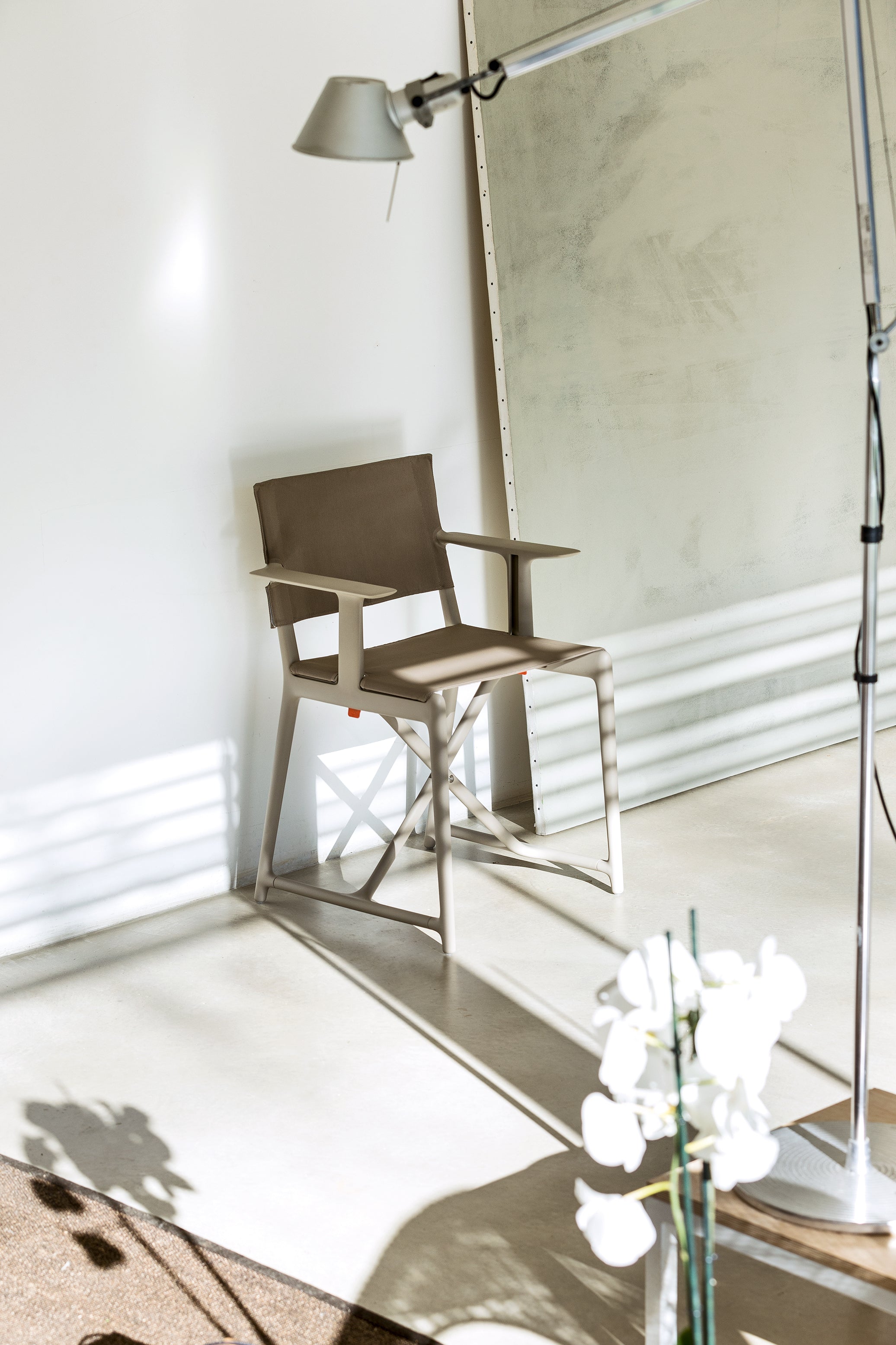 Krzesło reżyserskie STANLEY biały Magis Eye on Design