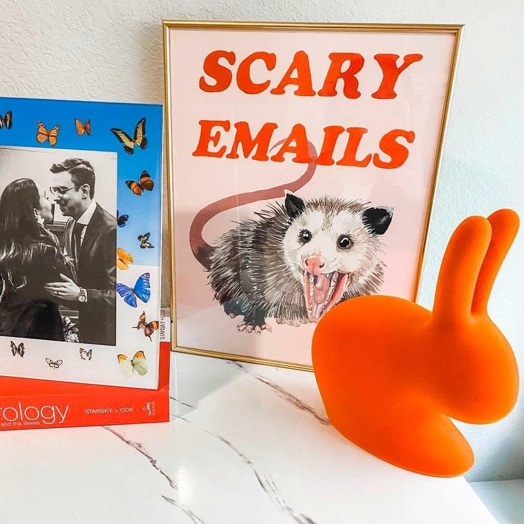 Podpórka do książek RABBIT VELVET pomarańczowy Qeeboo Eye on Design