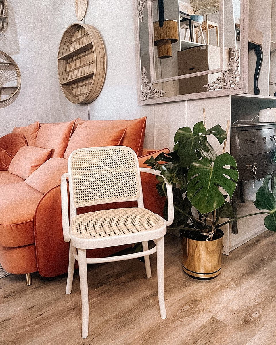 Stoel met armleuningen B-811 van beukenhout