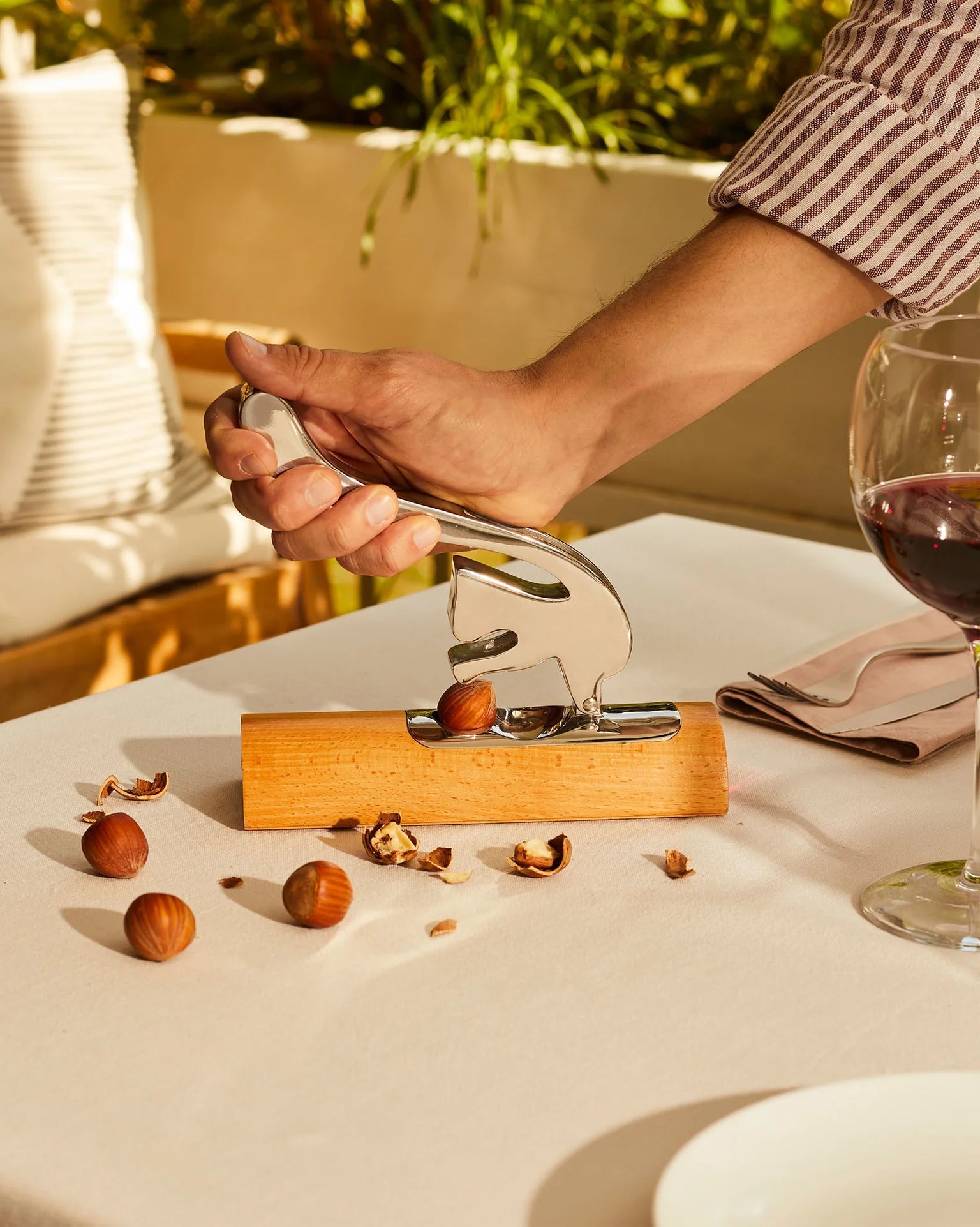 Notenkraker SCOIATTOLO roestvrij staal en hout