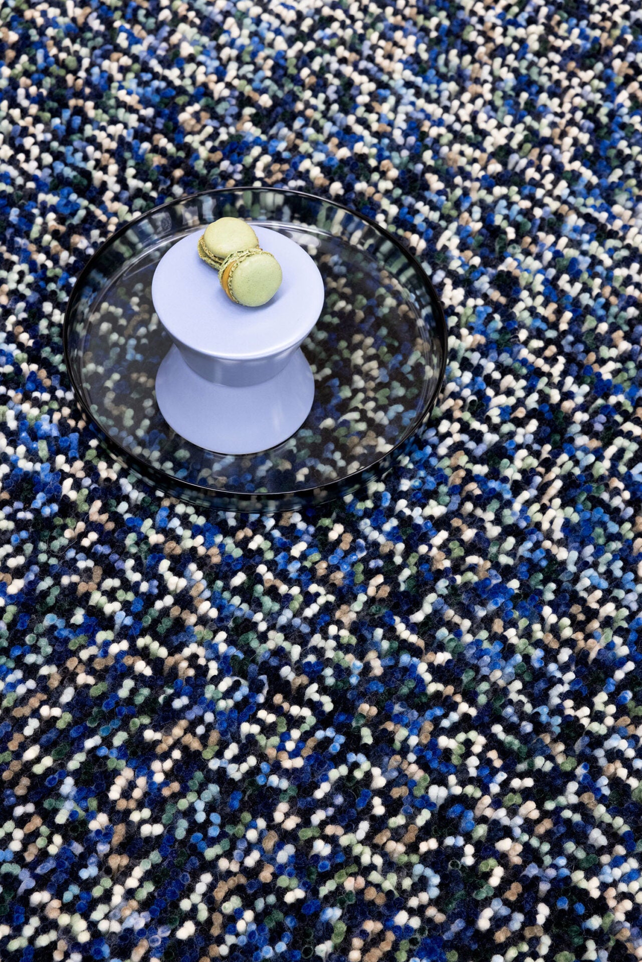 POP ART blue carpet with long pile