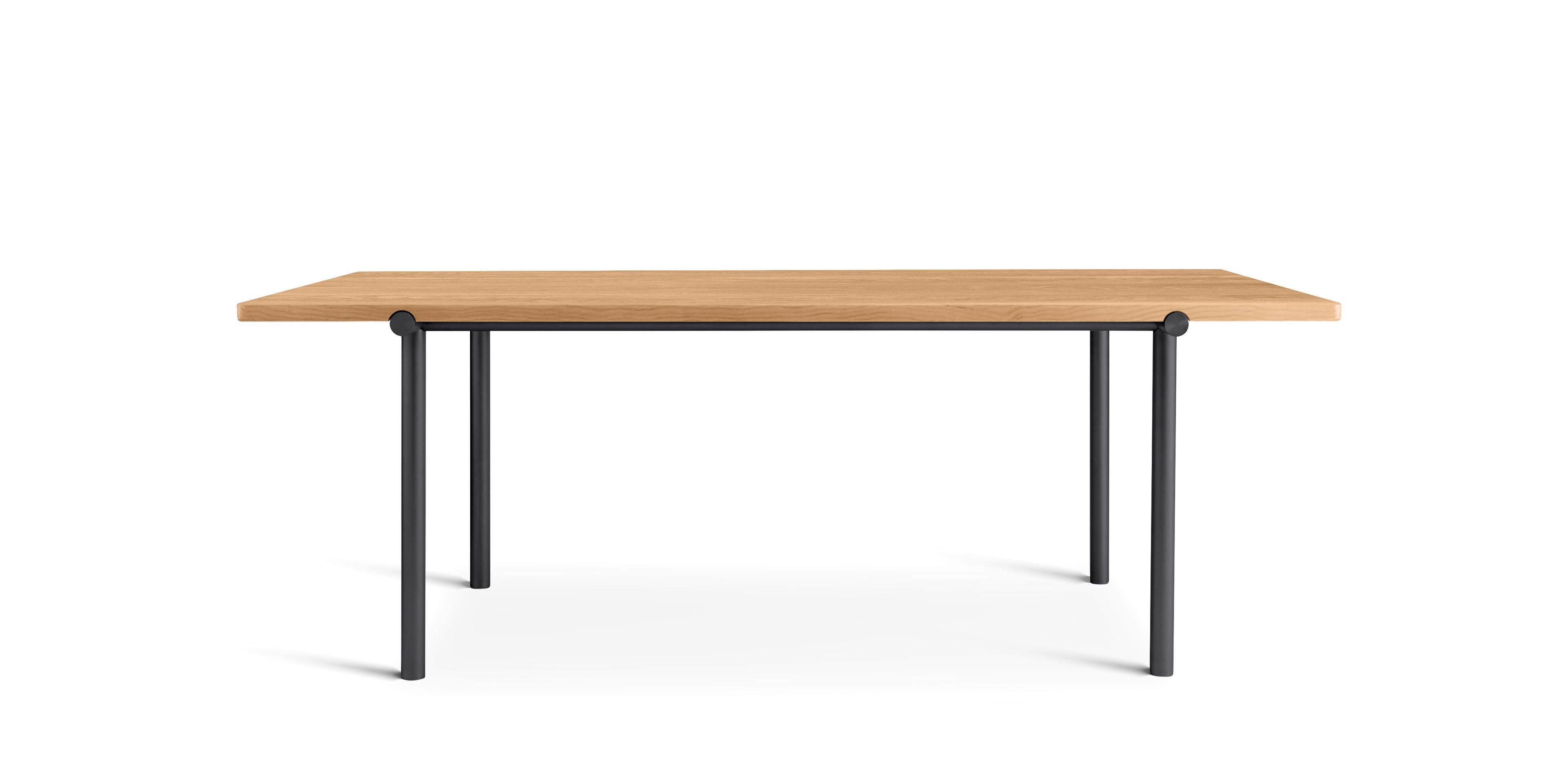 Tafel TUBBY TUBE eiken met zwarte basis