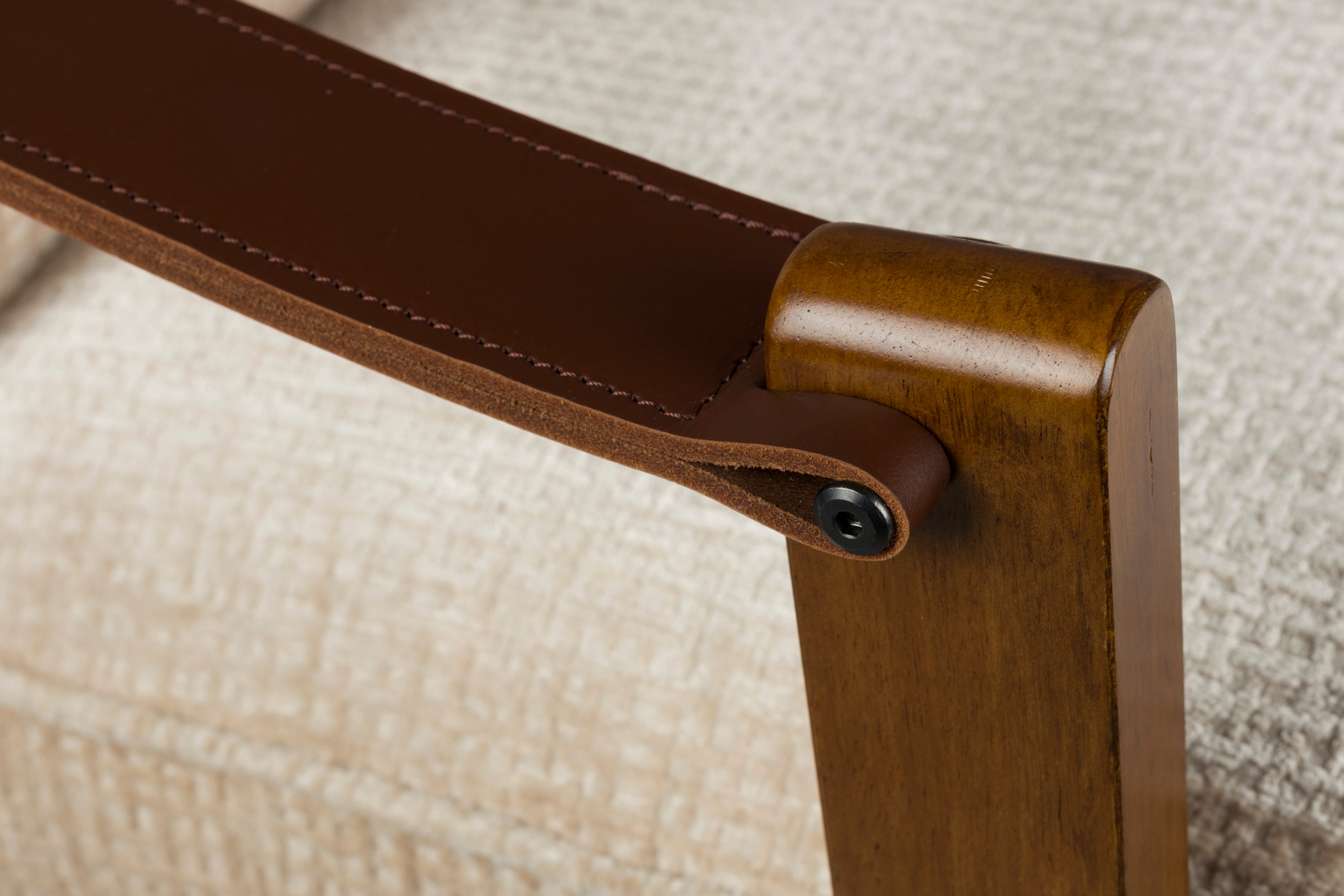 Beige fauteuil WASHINGTON met houten basis